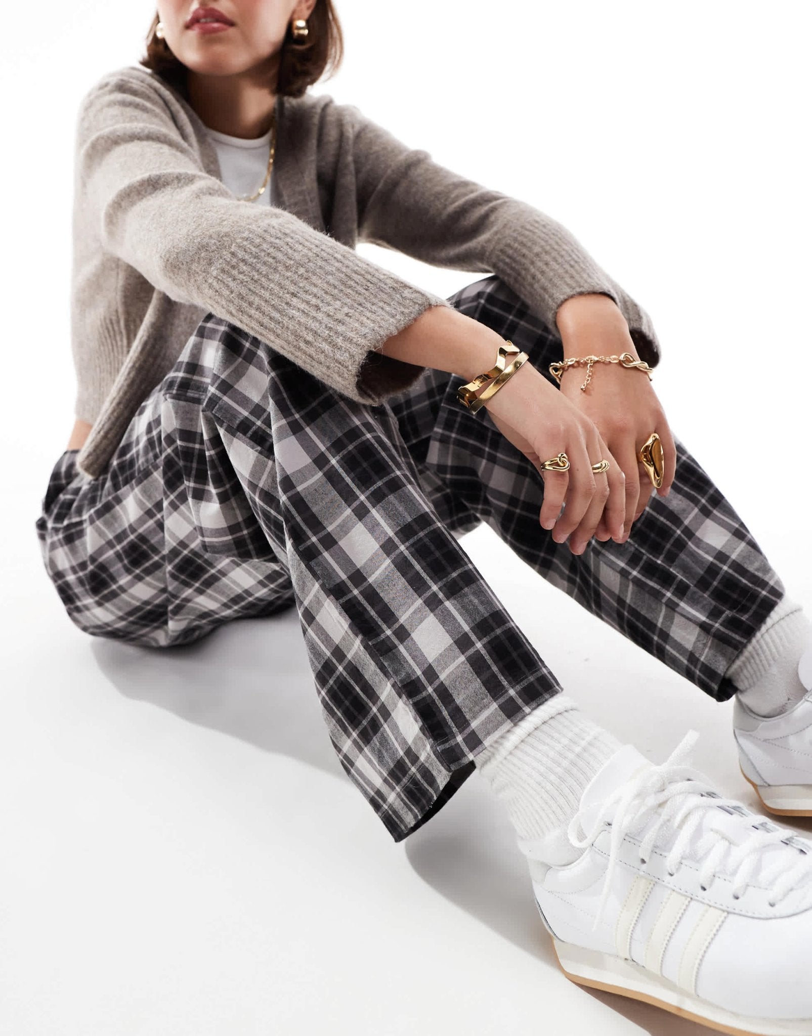 Stradivarius elasticated waist trouser in grey check - ASOS Sample Sale