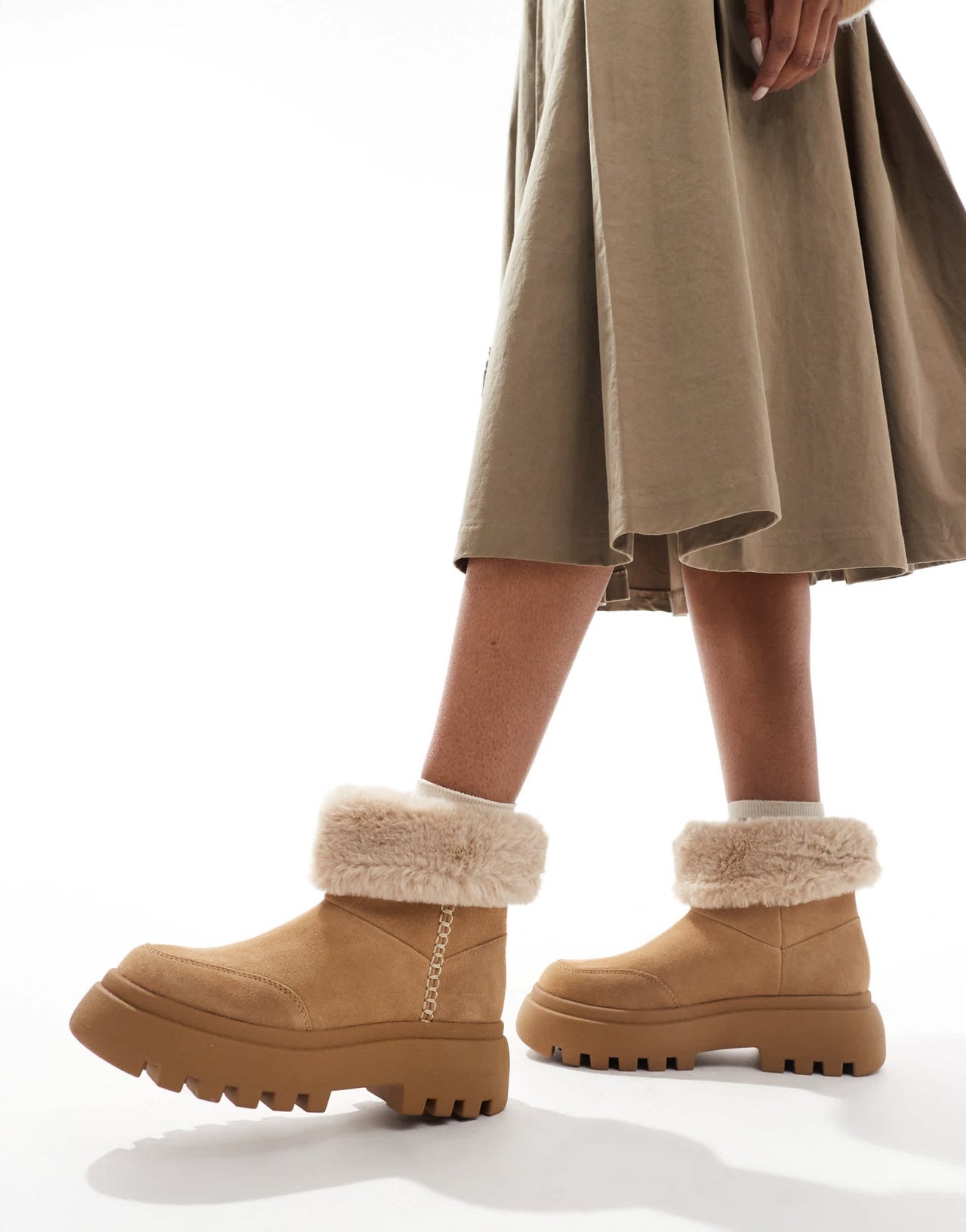 Stradivarius faux fur chunky ankle boot in beige - ASOS Sample Sale