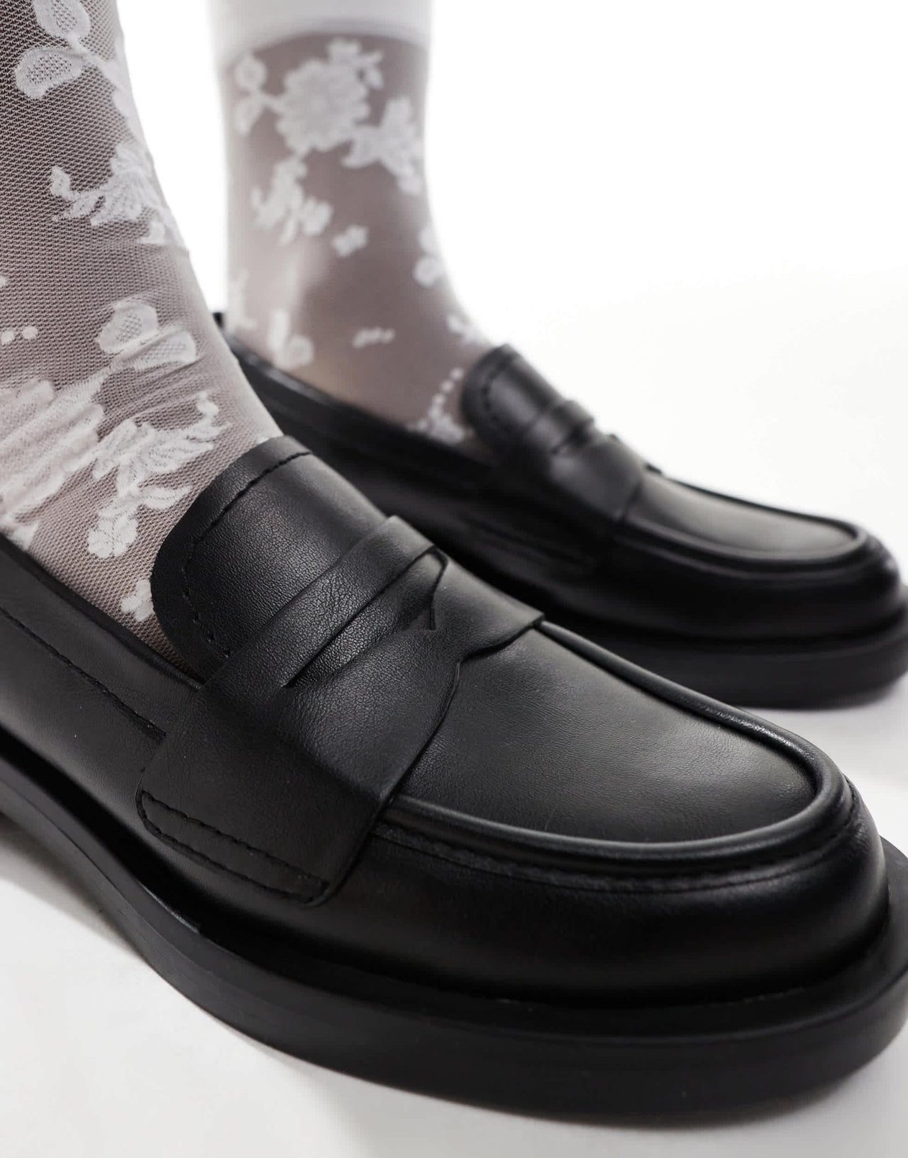 Stradivarius flat loafer in black - ASOS Sample Sale