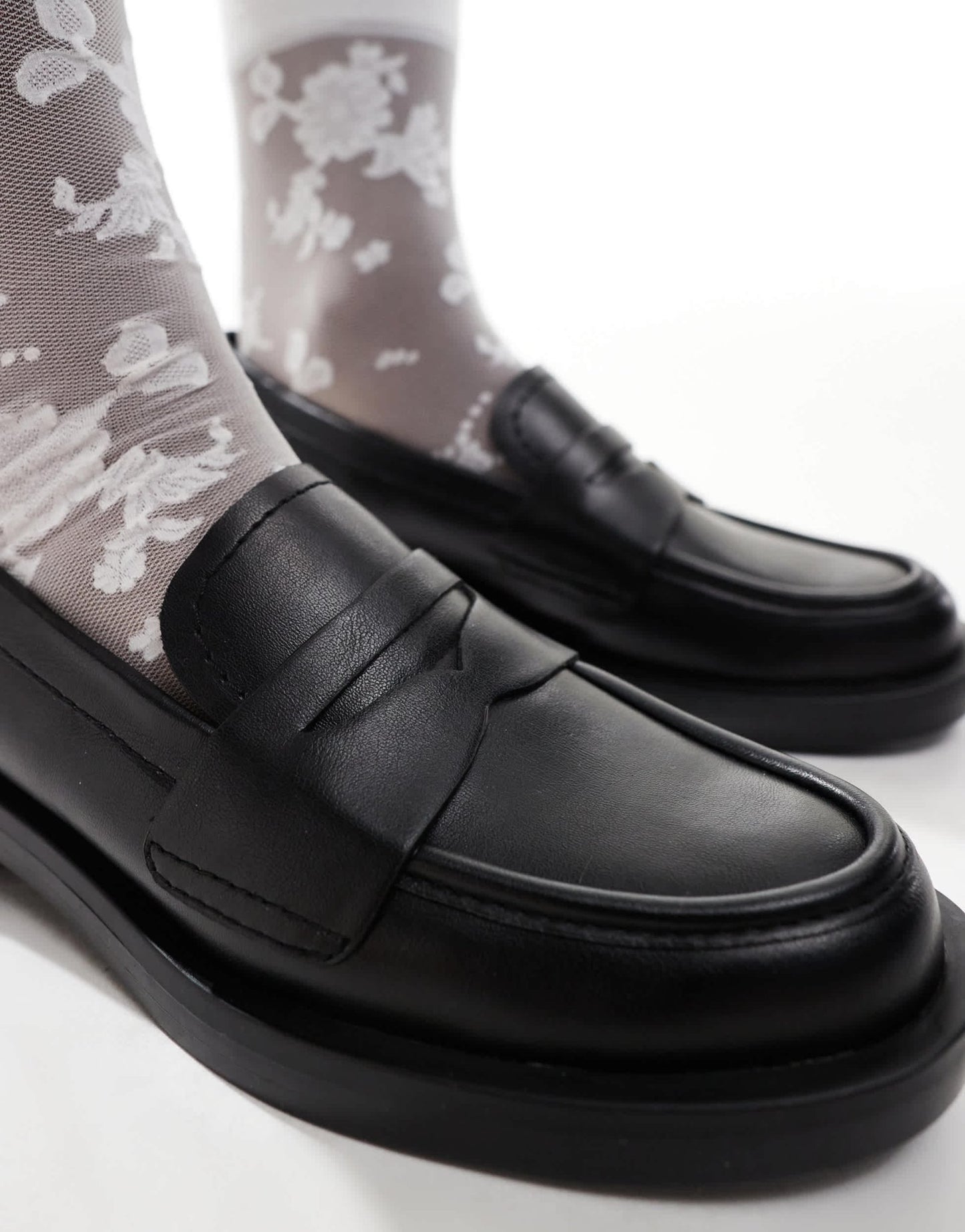 Stradivarius flat loafer in black - ASOS Sample Sale