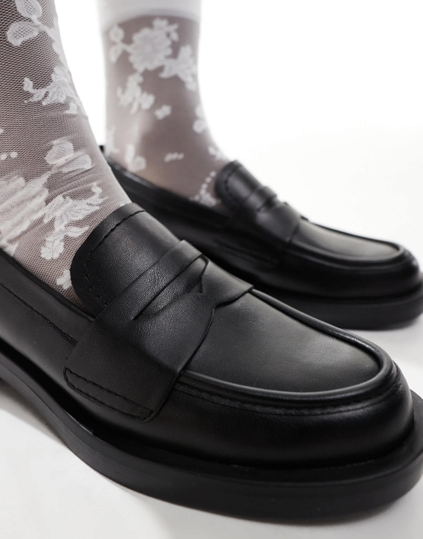 Stradivarius flat loafer in black - ASOS Sample Sale