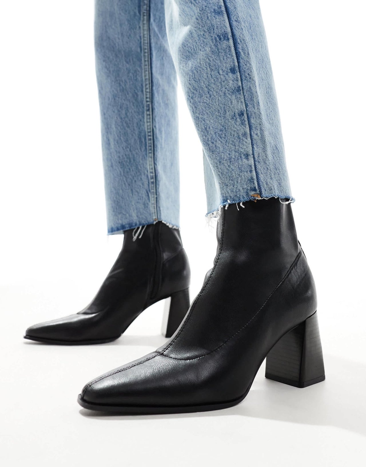 Stradivarius heeled ankle boot in black with fine heel - ASOS Sample Sale