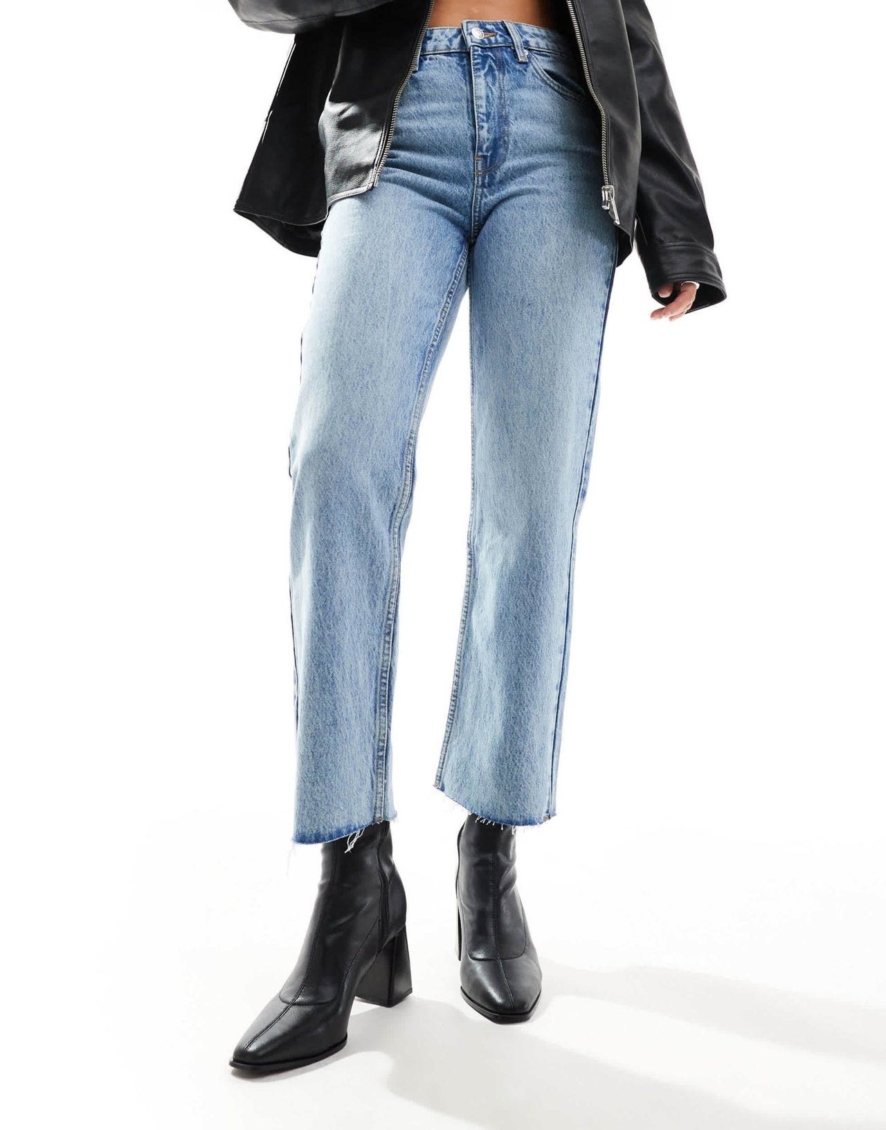 Stradivarius heeled ankle boot in black with fine heel - ASOS Sample Sale