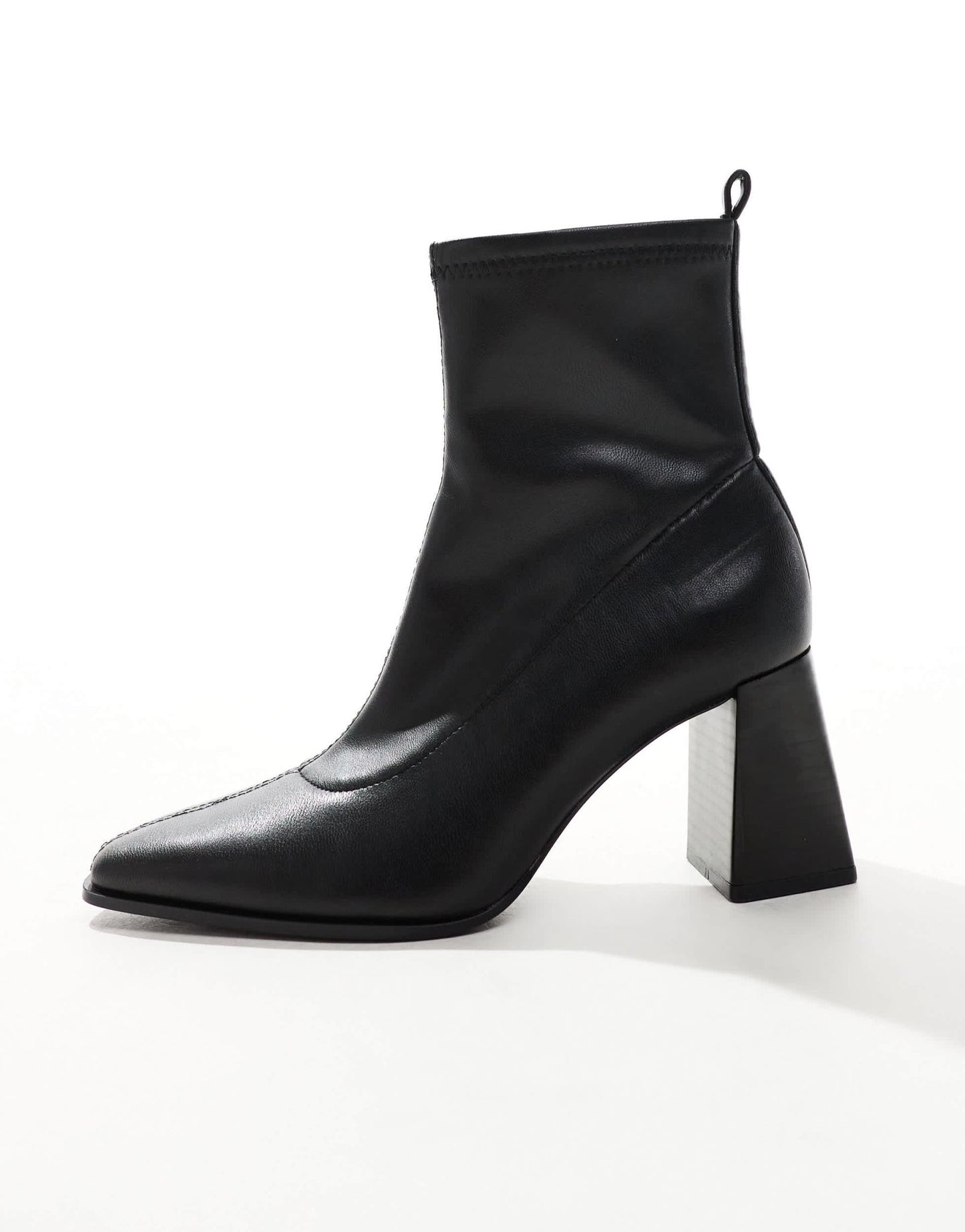 Stradivarius heeled ankle boot in black with fine heel - ASOS Sample Sale