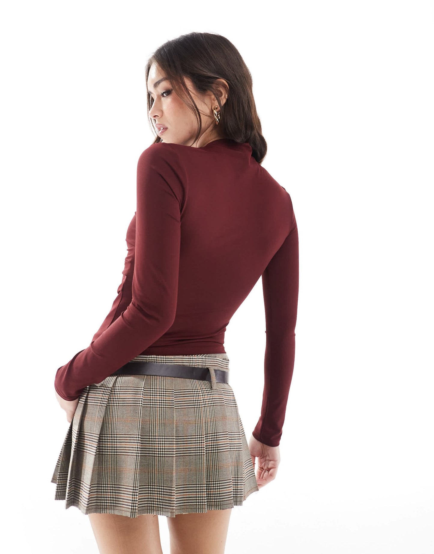 Stradivarius high neck sculpt long sleeve top in burgundy - ASOS Sample Sale
