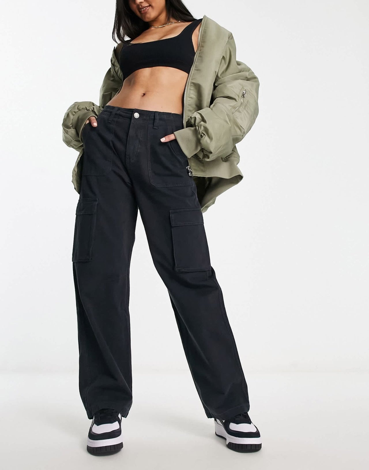 Stradivarius high waist wide leg cargo trouser in black - ASOS Sample Sale
