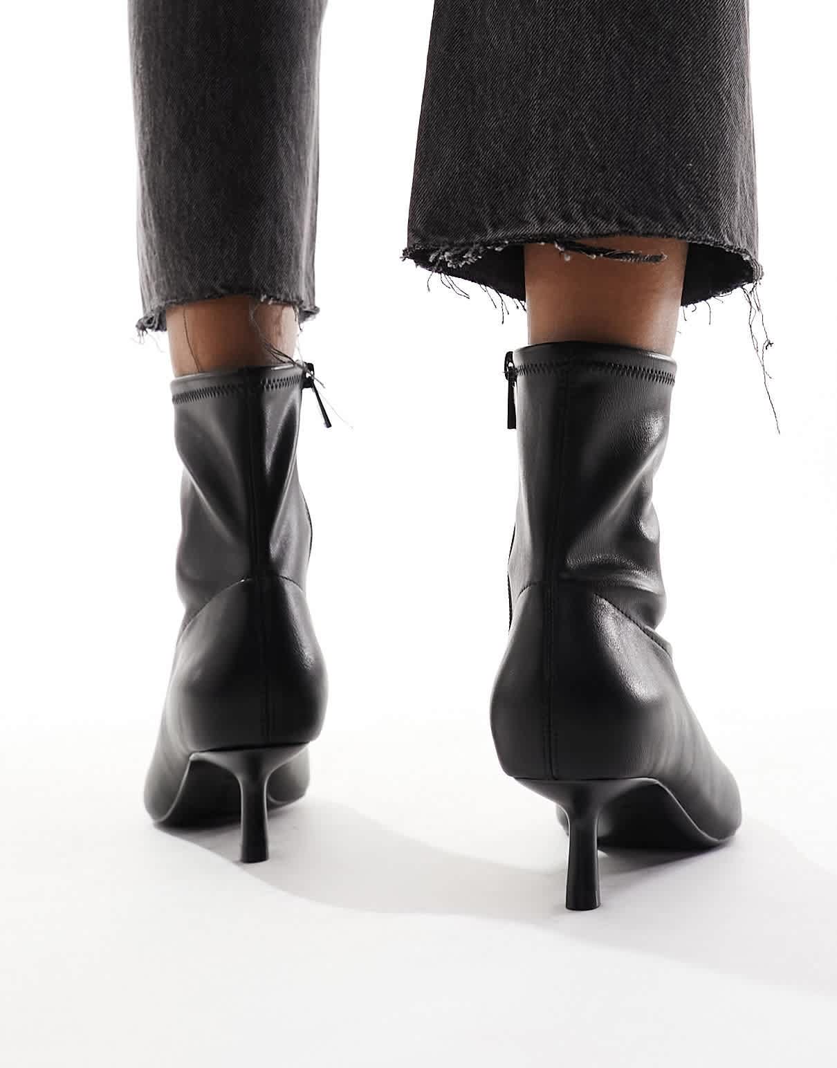Stradivarius kitten heel boot in black - ASOS Sample Sale