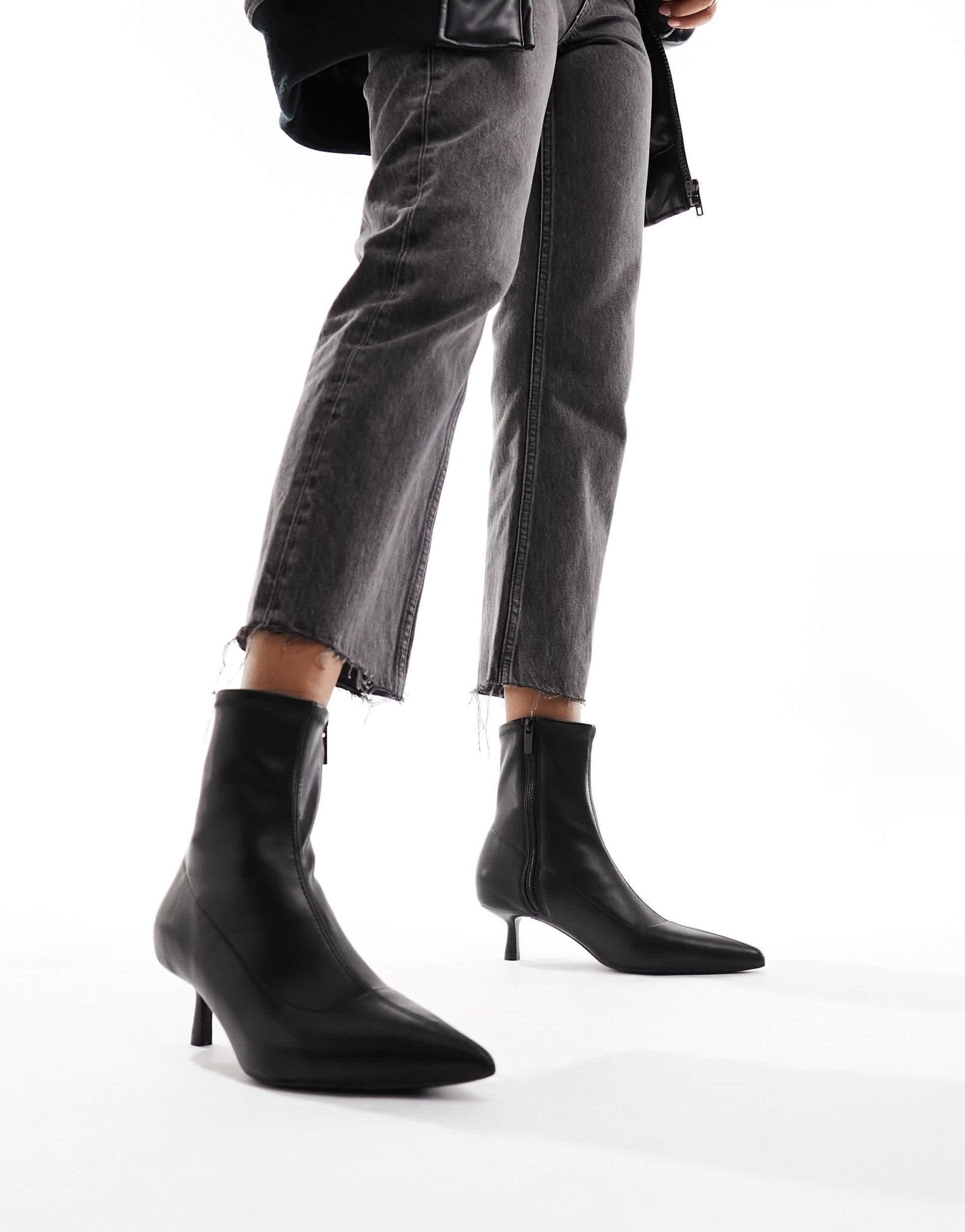 Stradivarius kitten heel boot in black - ASOS Sample Sale
