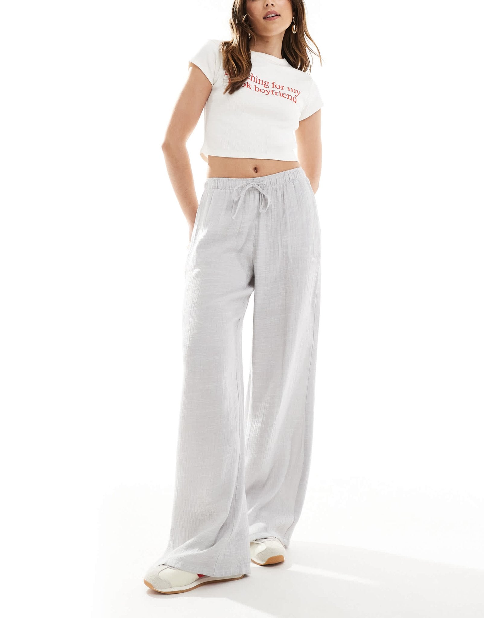Stradivarius linen look pull on crinkle trouser in light grey - ASOS Sample Sale