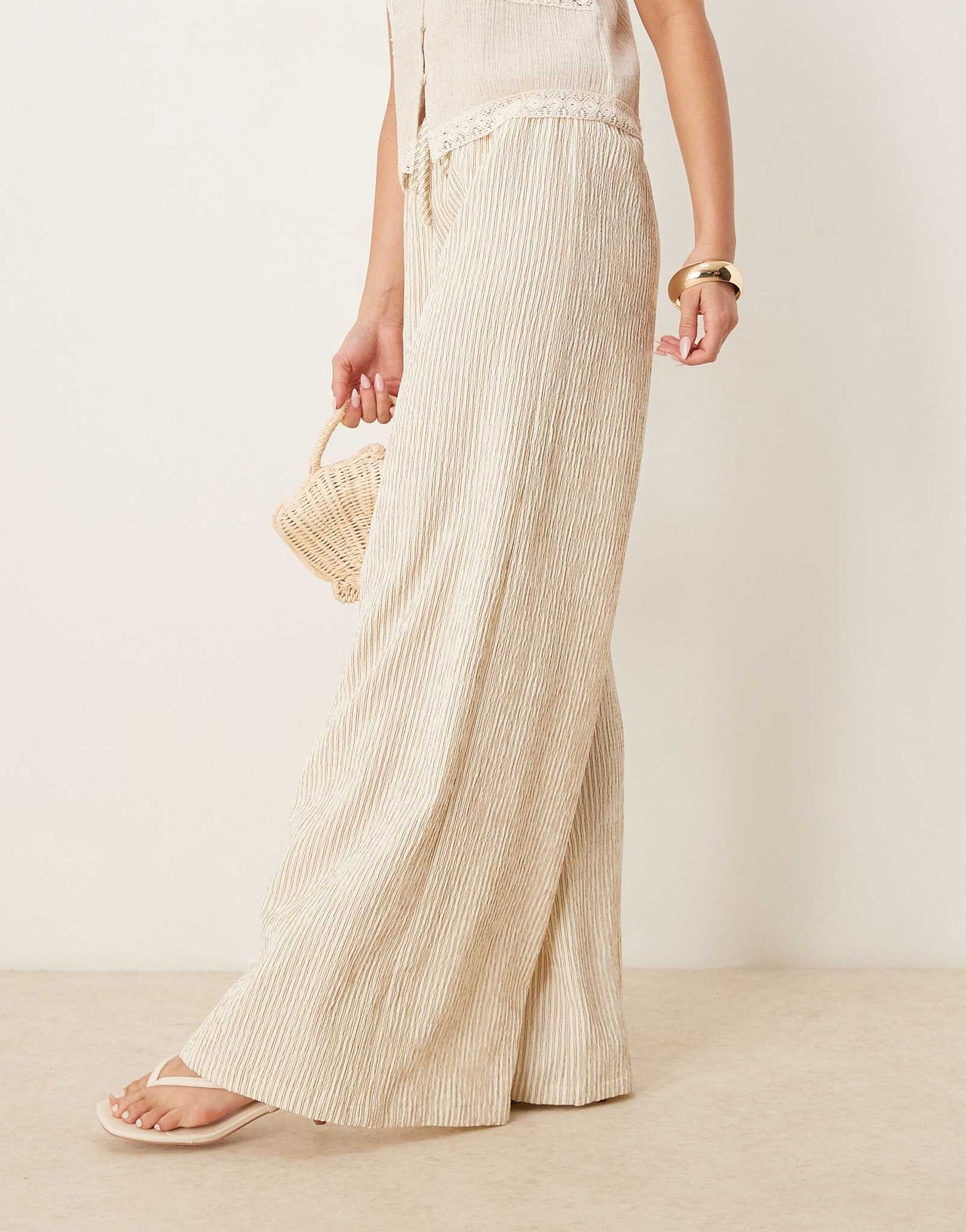Stradivarius linen look wide leg trouser in beige stripe - ASOS Sample Sale