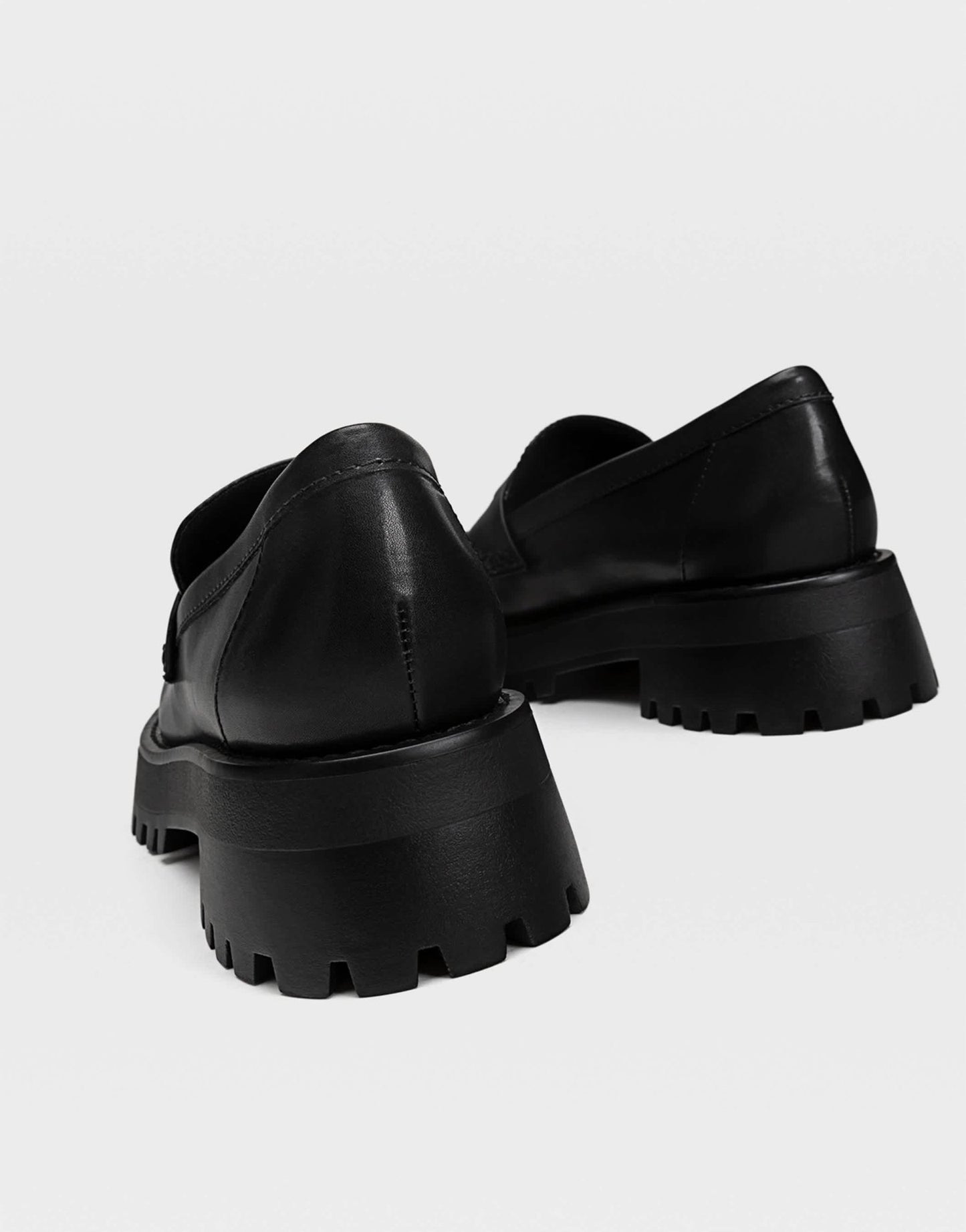 Stradivarius loafer in black - ASOS Sample Sale