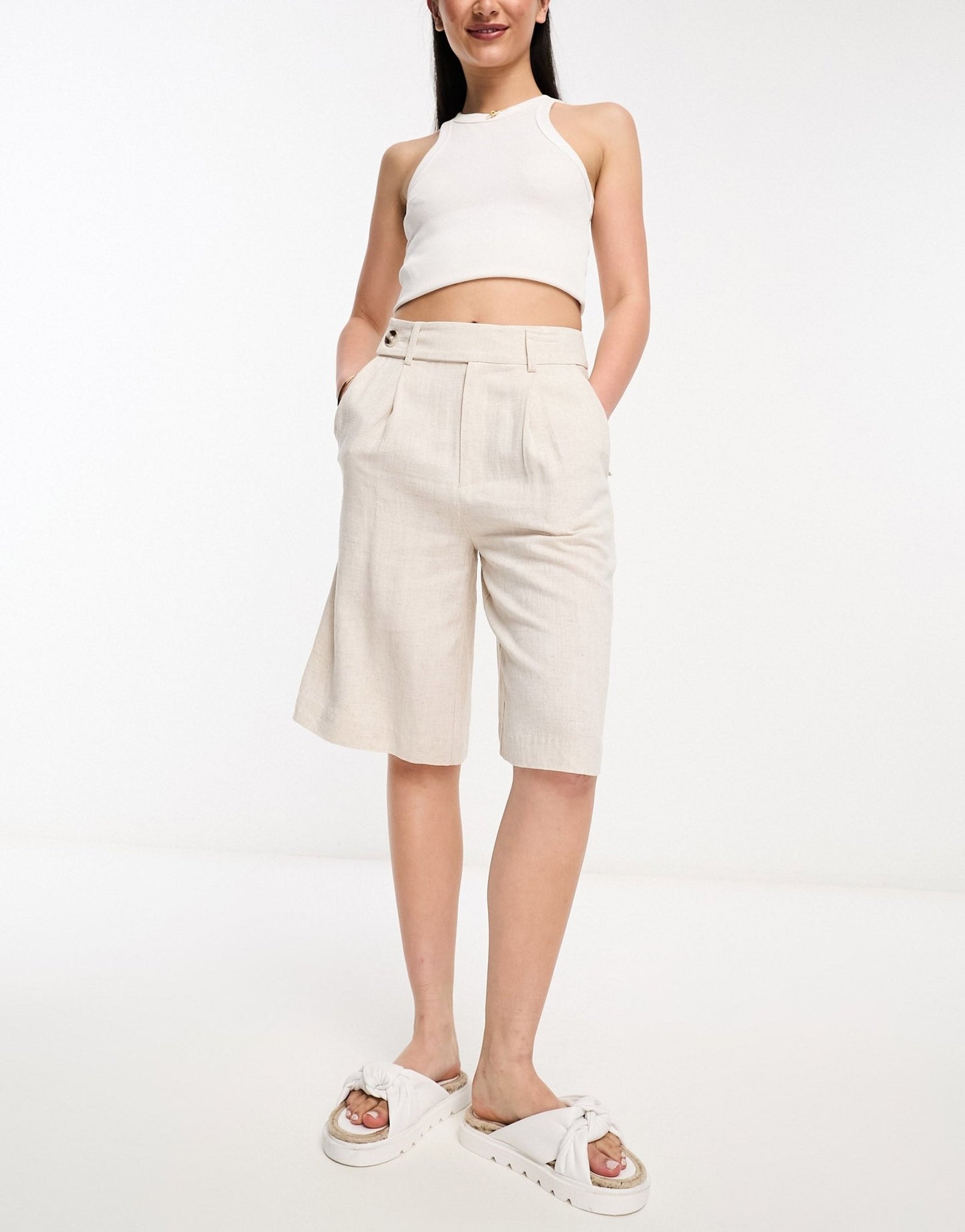 Stradivarius longline linen short in natural - ASOS Sample Sale