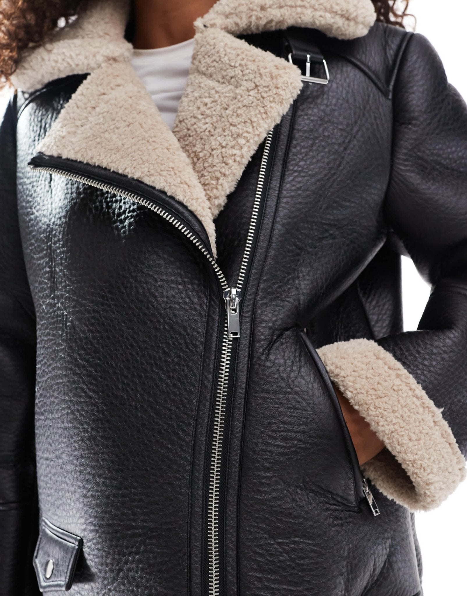 Stradivarius oversized contrast borg lined aviator in brown - ASOS Sample Sale