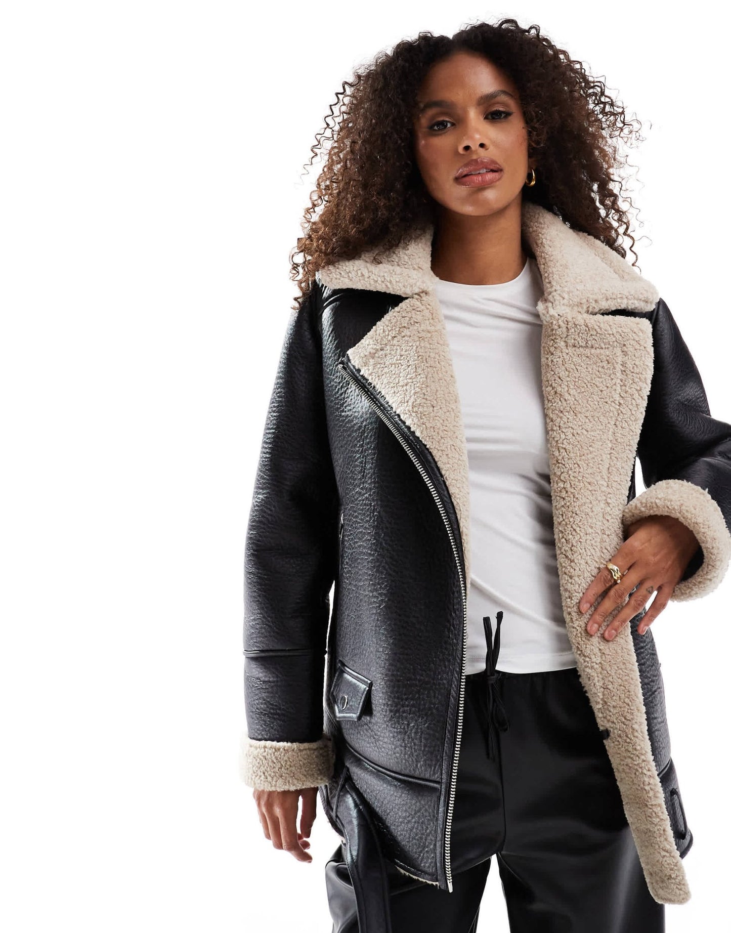Stradivarius oversized contrast borg lined aviator in brown - ASOS Sample Sale