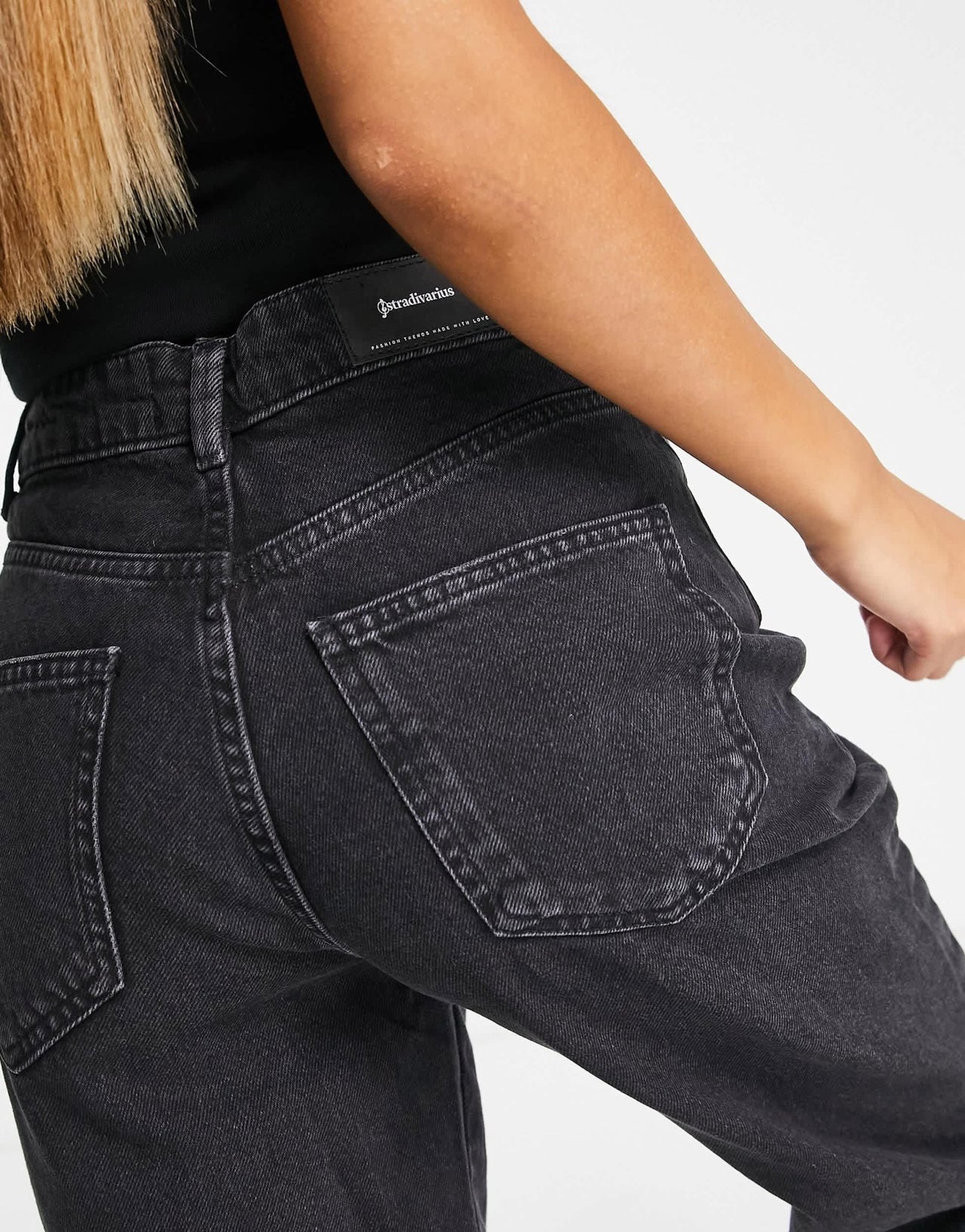 Stradivarius Petite 90s dad jean in black - ASOS Sample Sale
