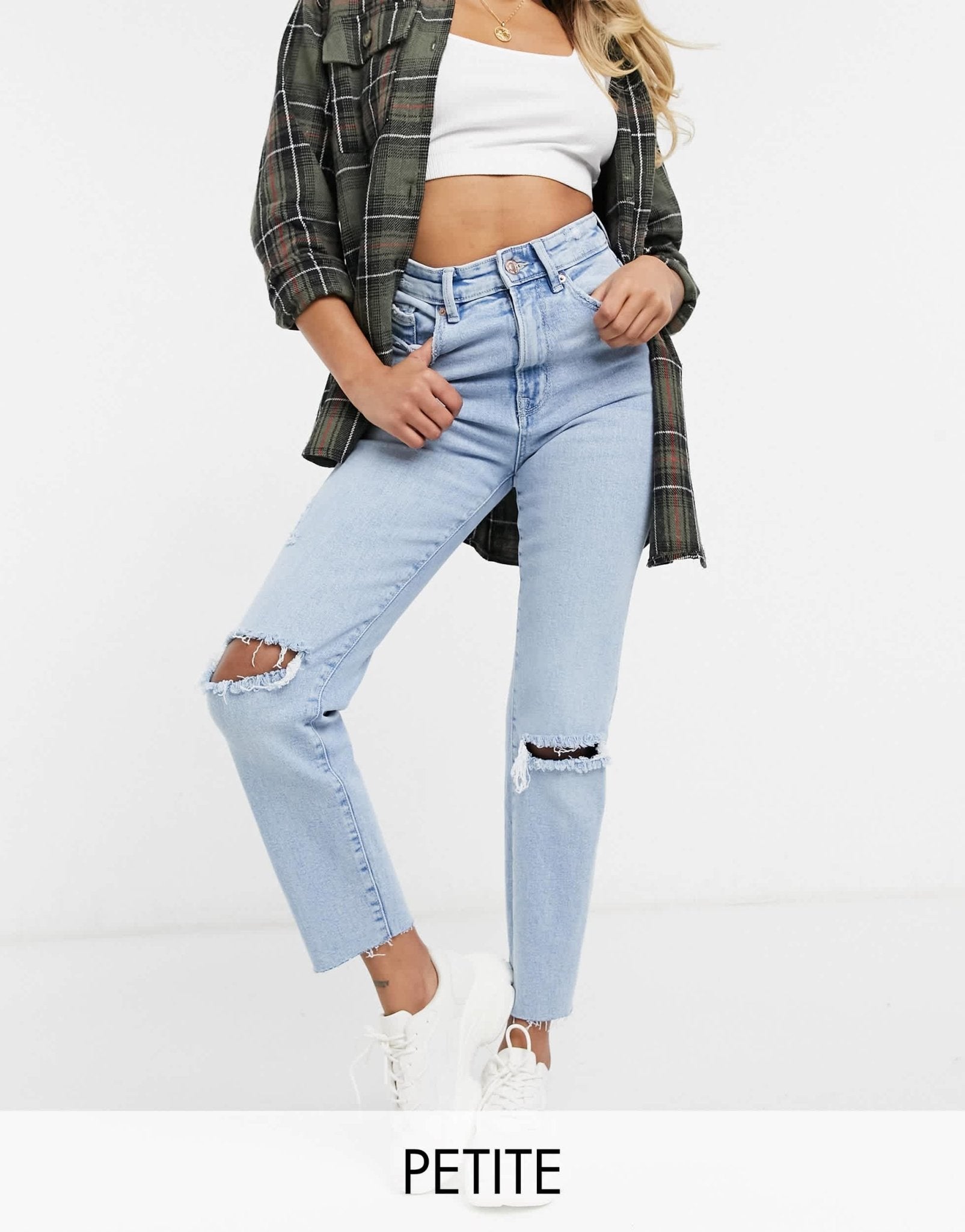 Stradivarius Petite cotton slim mom jean with stretch and rip in light blue - ASOS Sample Sale