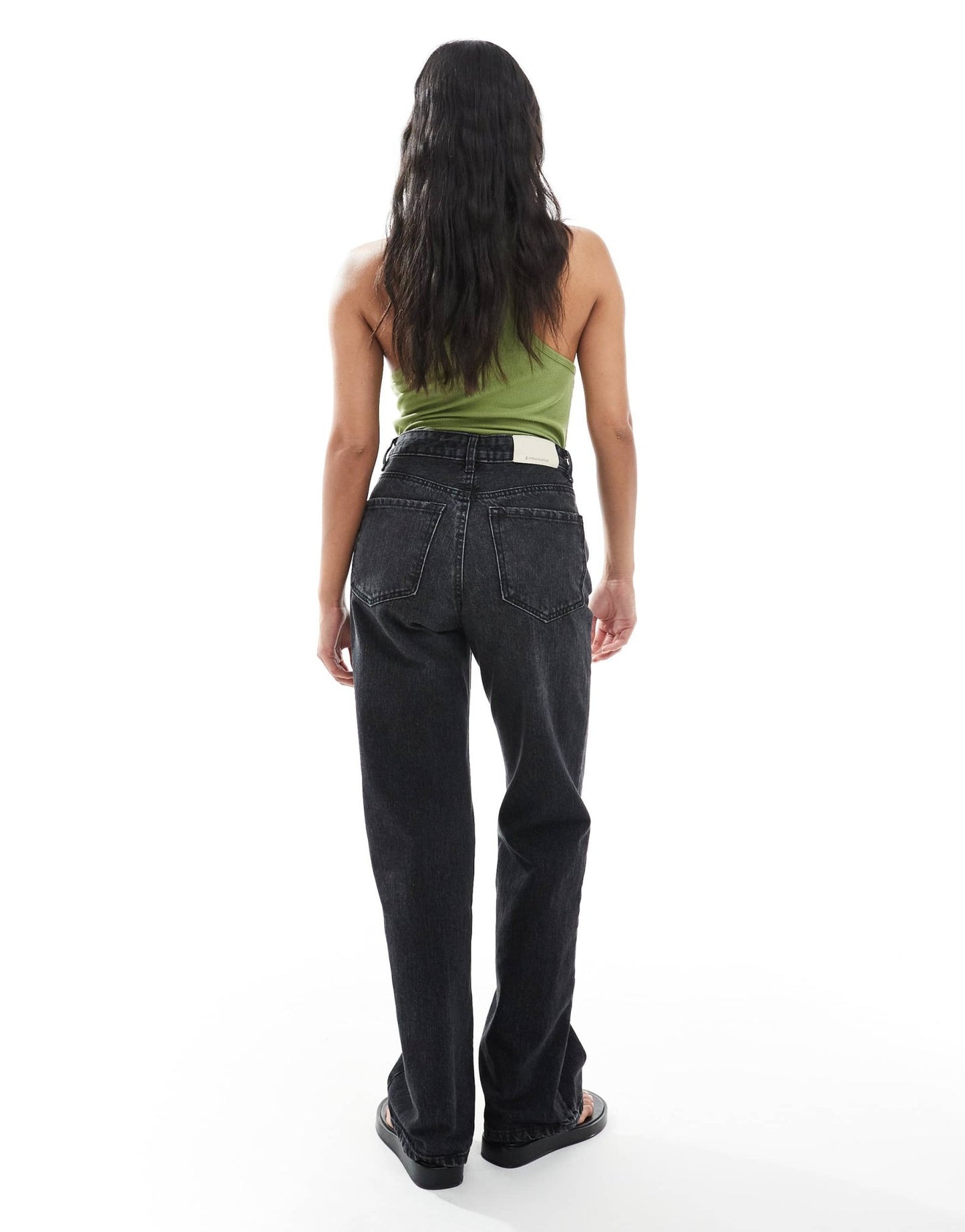 Stradivarius Petite D92 wide leg dad jeans in black - ASOS Sample Sale