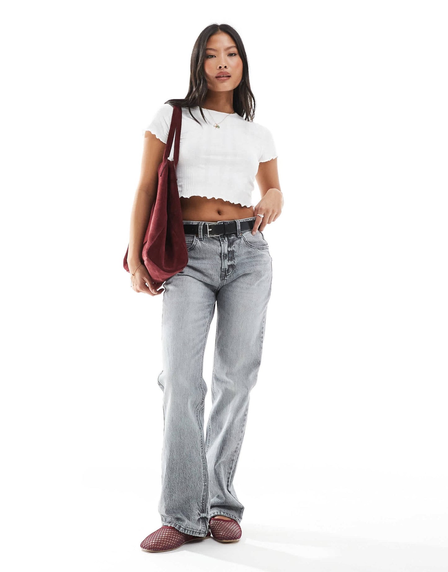 Stradivarius Petite D98 straight leg jeans in dark grey wash - ASOS Sample Sale