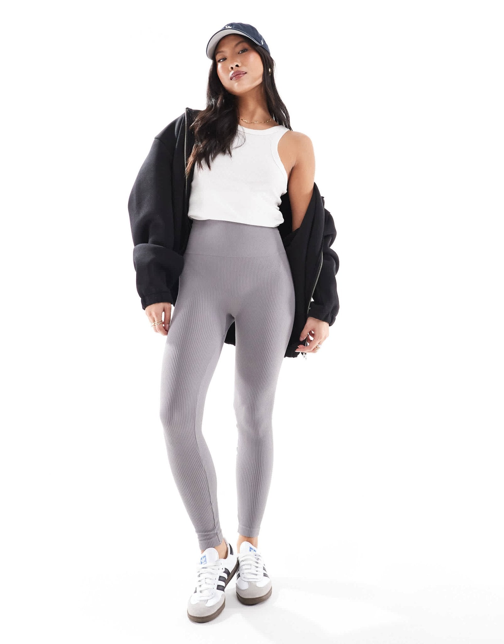 Stradivarius Petite seamless ribbed leggings in charcoal - ASOS Sample Sale