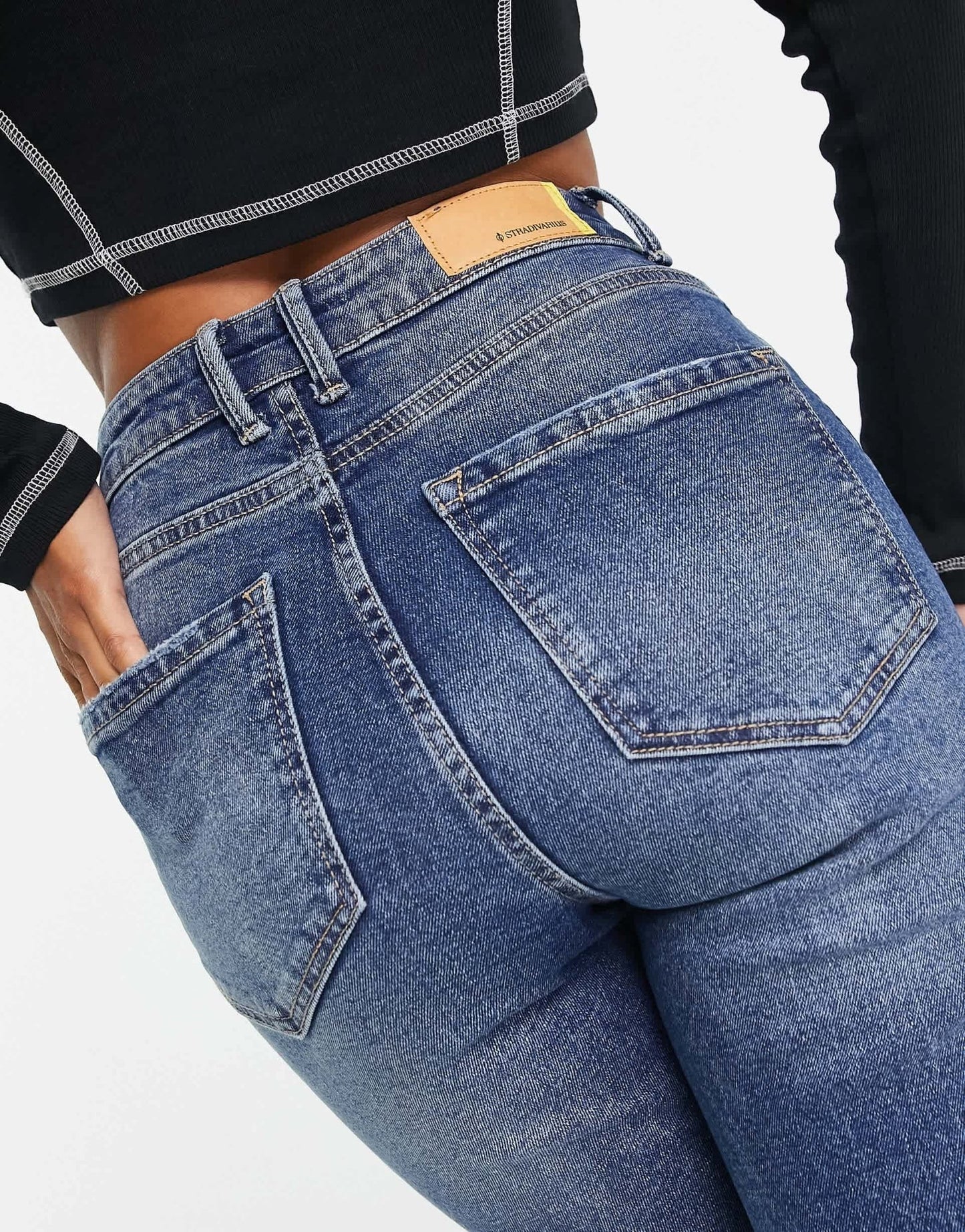 Stradivarius Petite slim mom jean with stretch and rip in medium blue - ASOS Sample Sale