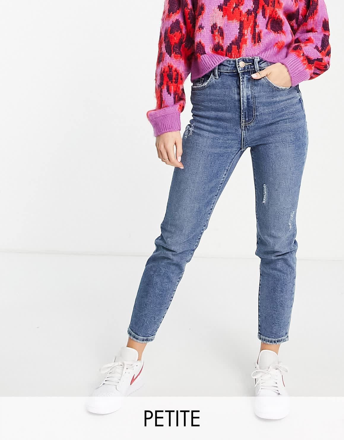 Stradivarius Petite slim mom jean with stretch in medium blue - ASOS Sample Sale