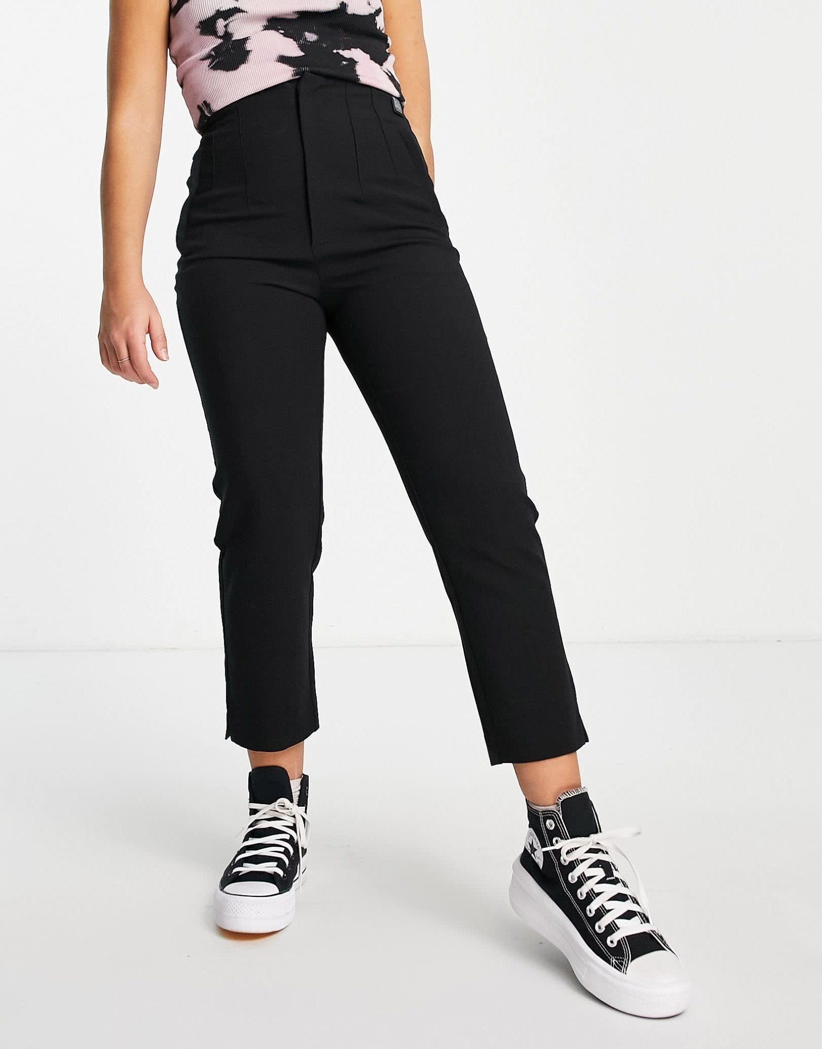 Stradivarius Petite slim tailored trousers in black - ASOS Sample Sale