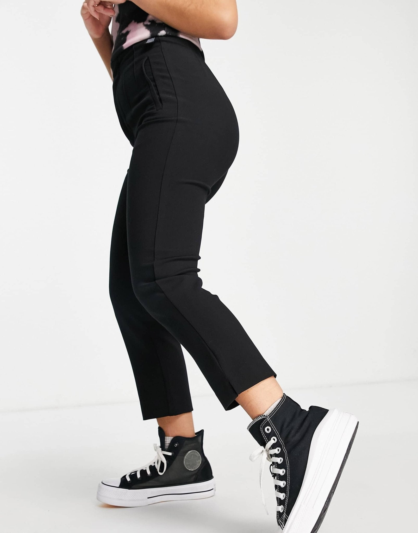 Stradivarius Petite slim tailored trousers in black - ASOS Sample Sale