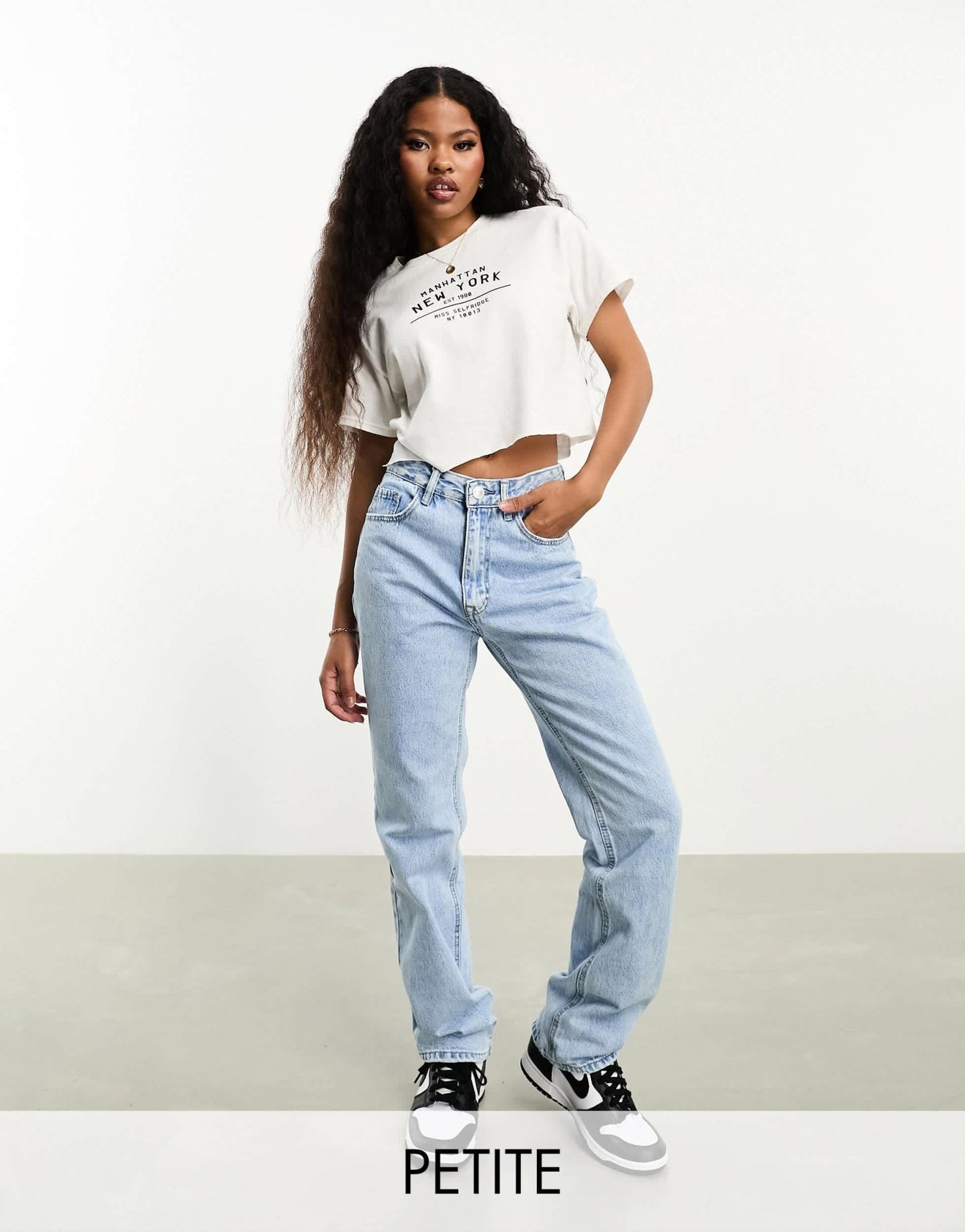 Stradivarius Petite STR straight leg jean in light wash - ASOS Sample Sale
