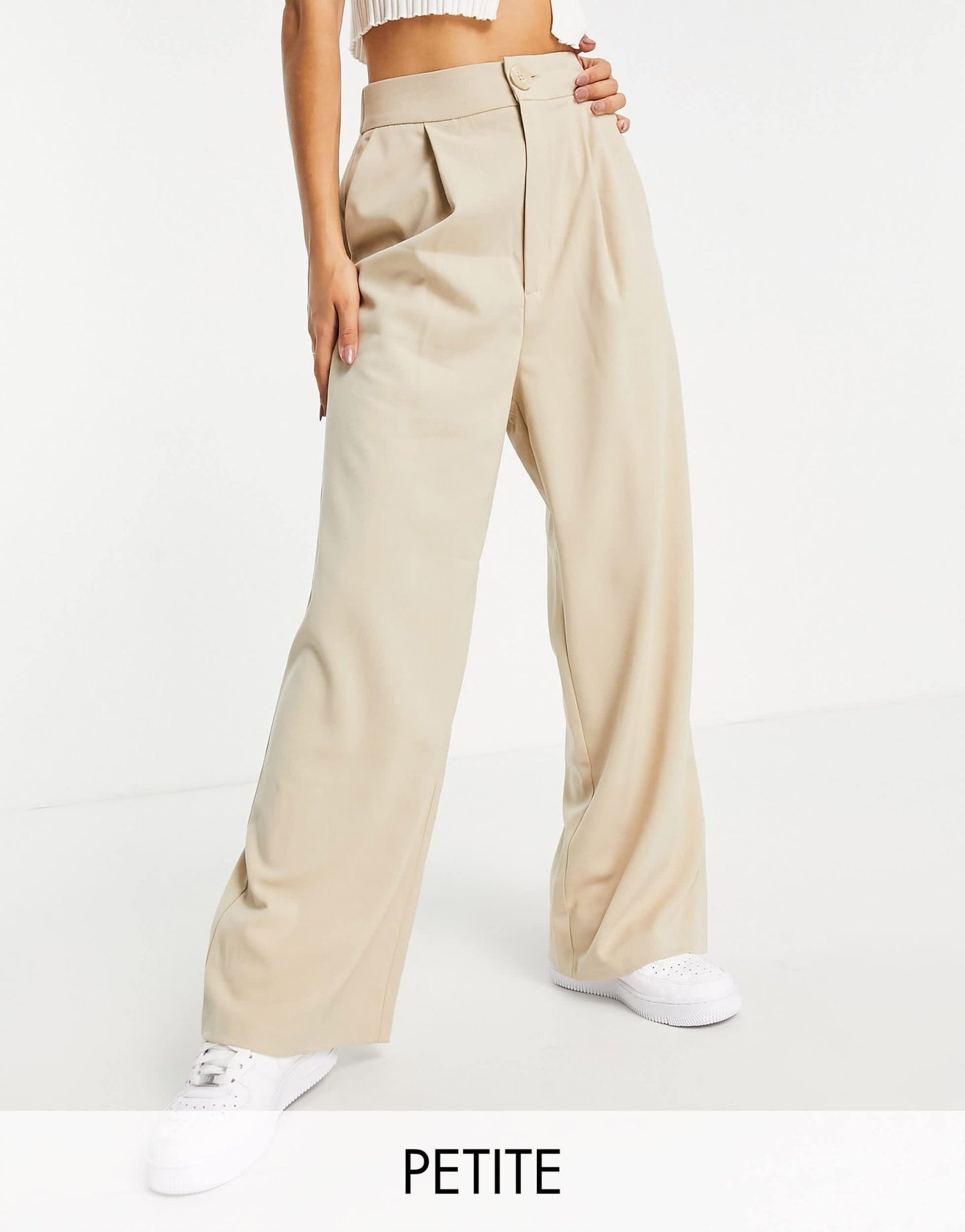 Stradivarius Petite wide leg relaxed dad trouser in beige - ASOS Sample Sale
