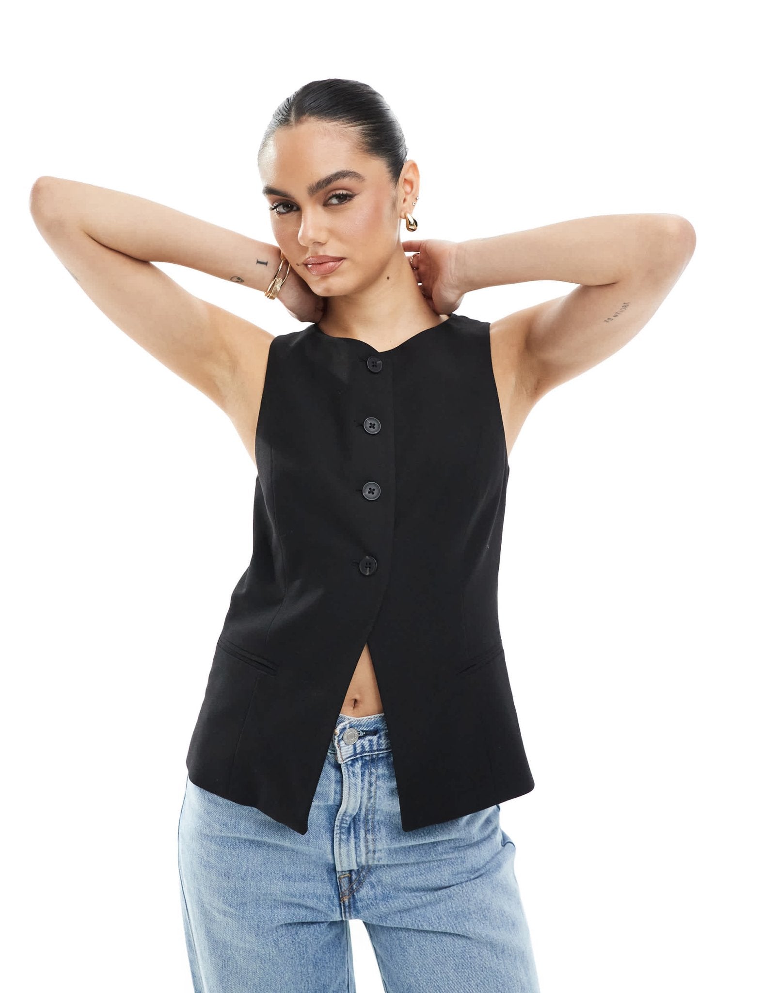 Stradivarius round neck waistcoat in black - ASOS Sample Sale