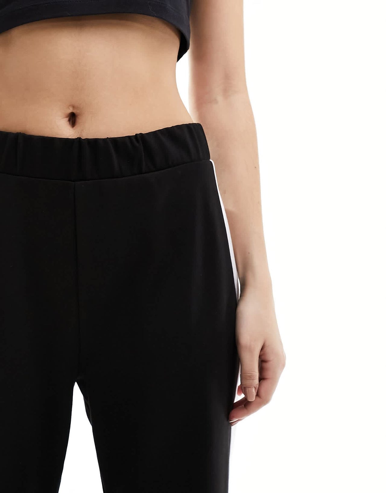 Stradivarius single stripe wide leg jogger in black - ASOS Sample Sale