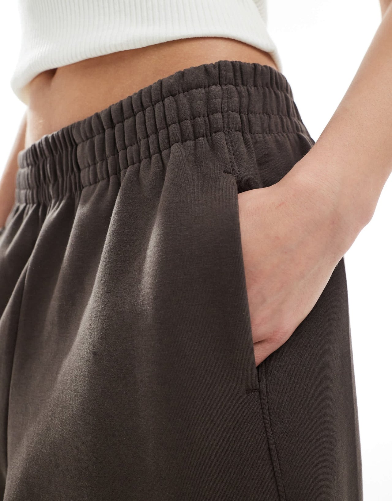 Stradivarius STR barrel leg jogger in brown - ASOS Sample Sale