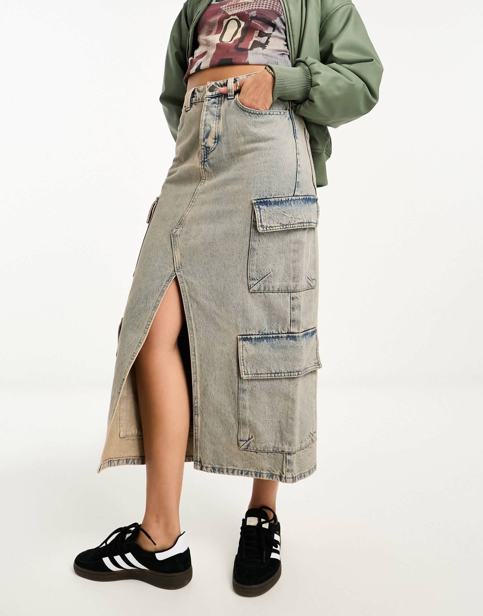 Stradivarius STR denim skirt in vintage wash - ASOS Sample Sale