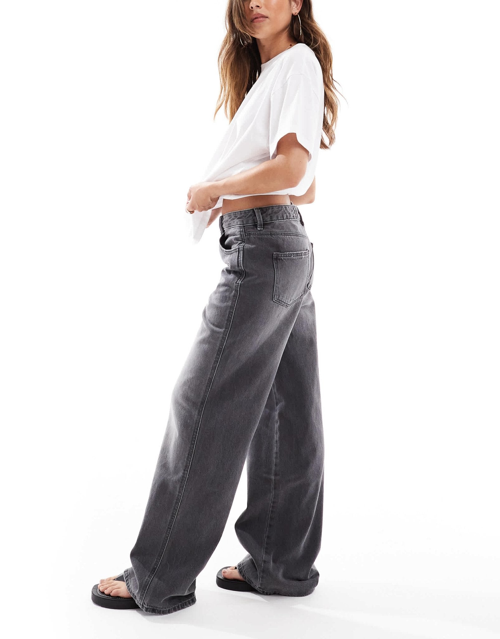 Stradivarius STR low rise baggy jean in washed grey - ASOS Sample Sale