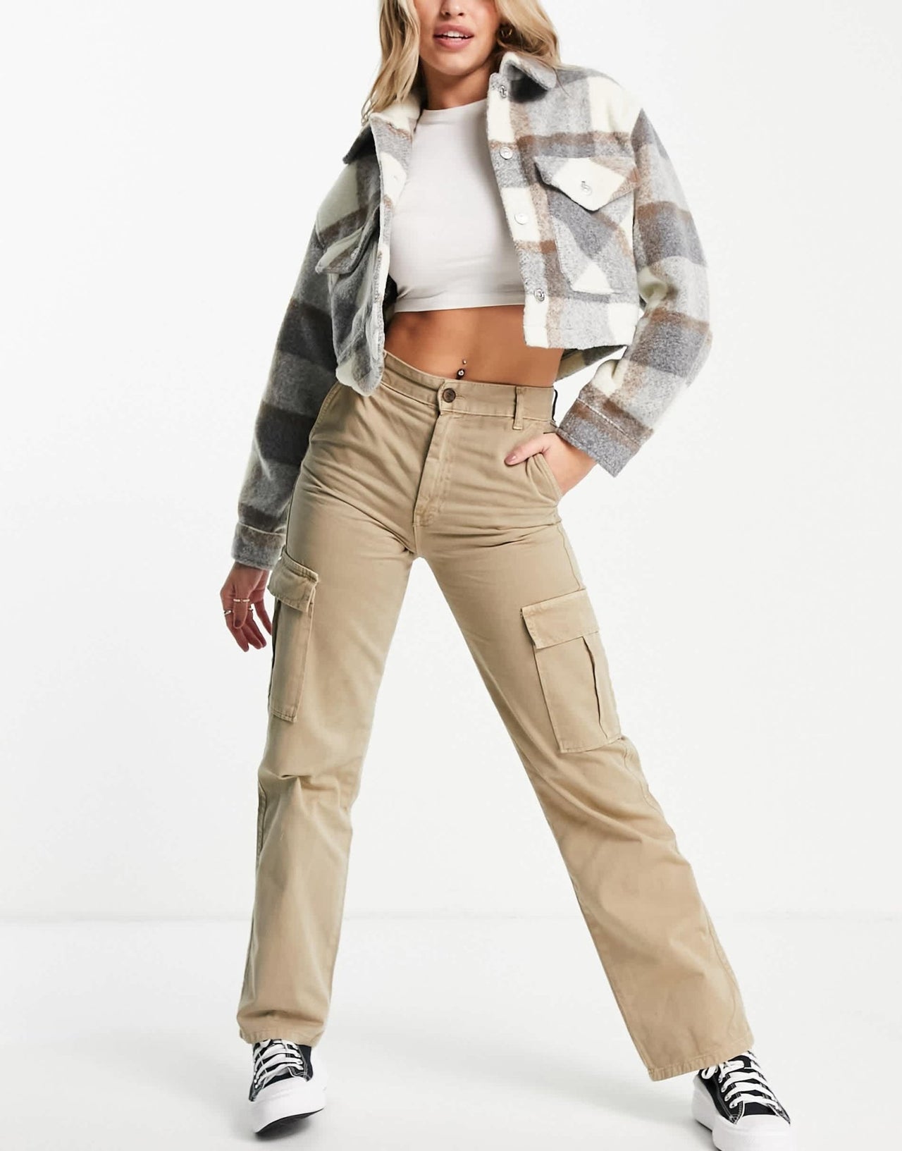 Stradivarius STR straight leg cargo trouser in stone - ASOS Sample Sale
