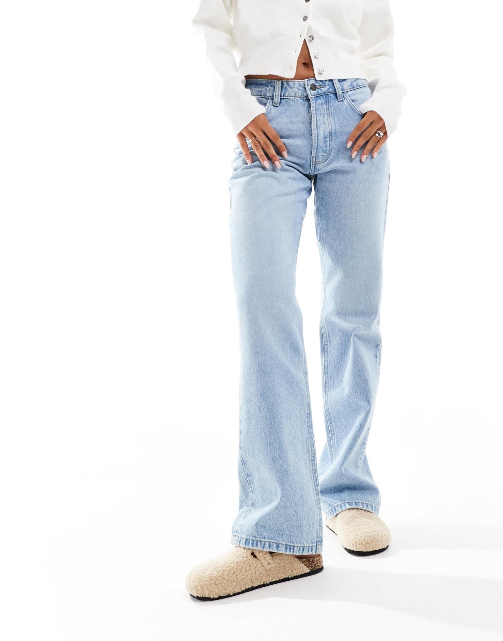 Stradivarius STR straight leg jean in light wash blue - ASOS Sample Sale