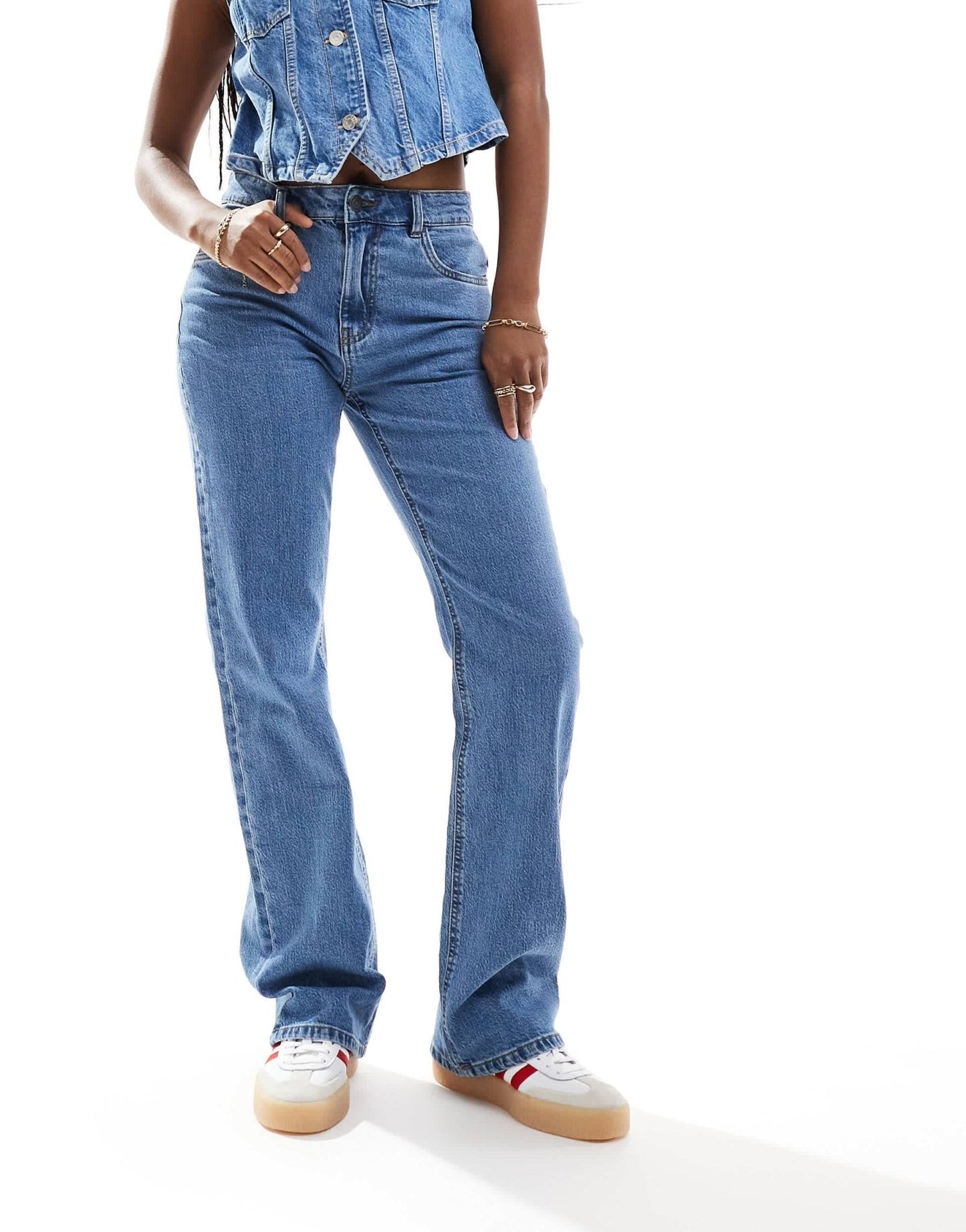 Stradivarius STR straight leg slouchy jean in medium blue - ASOS Sample Sale