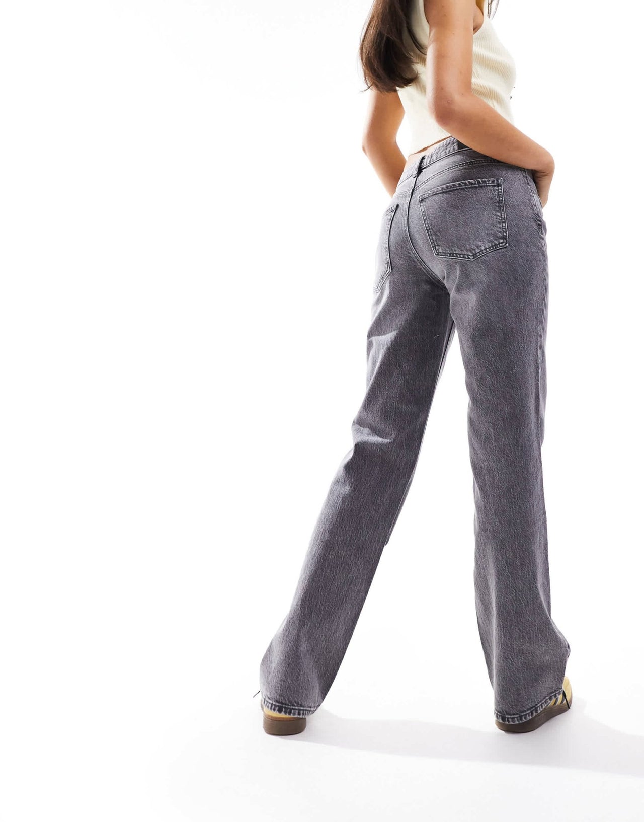 Stradivarius STR straight low rise jean with stretch in dark grey - ASOS Sample Sale