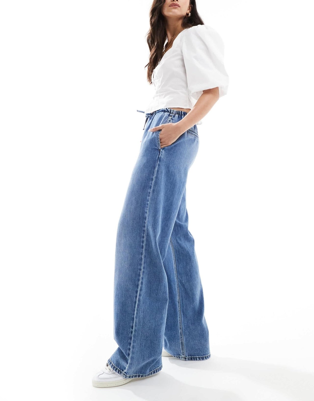 Stradivarius STR wide leg elasticated tie waist jean in blue - ASOS Sample Sale