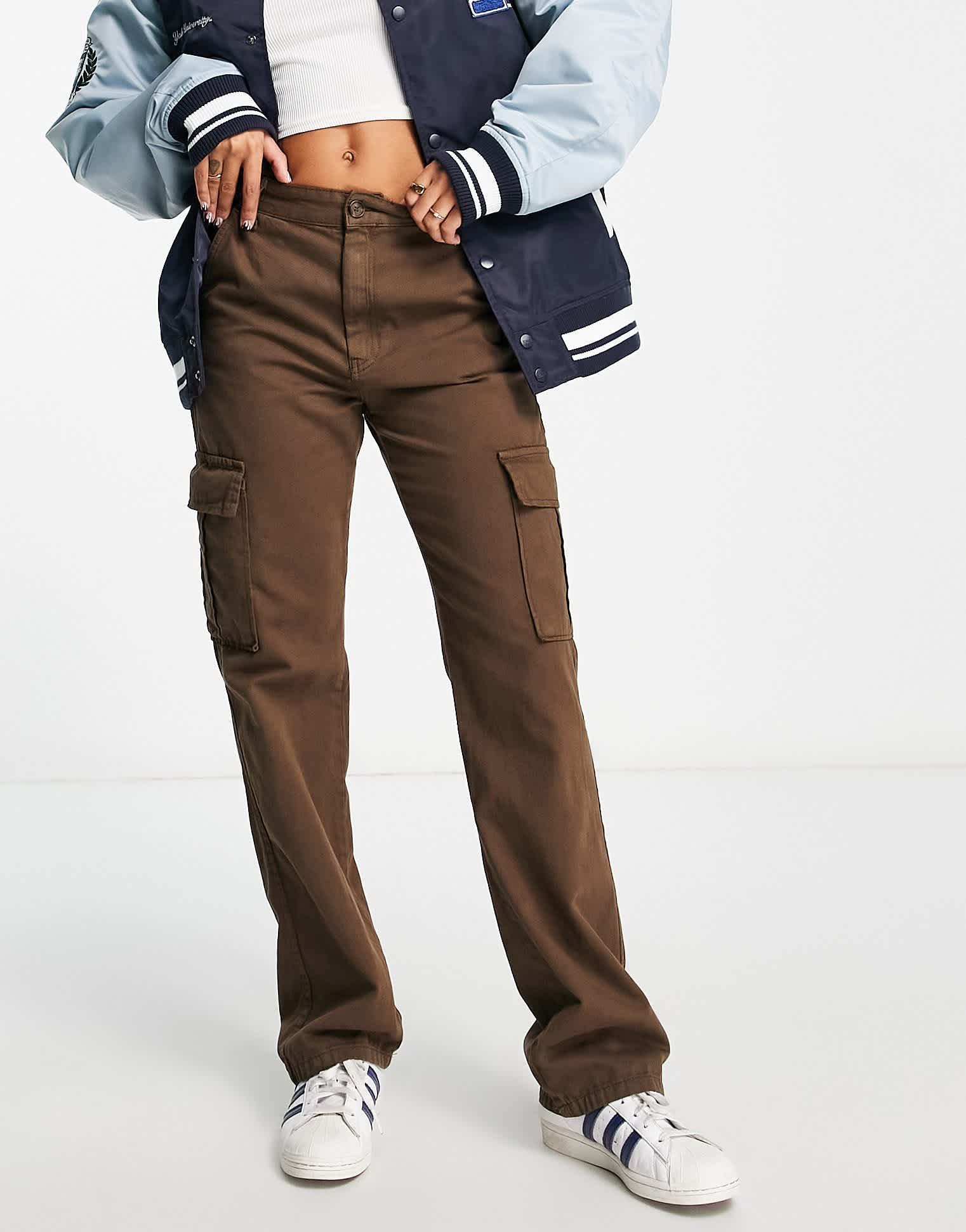 Stradivarius straight leg cargo trouser in washed brown - ASOS Sample Sale