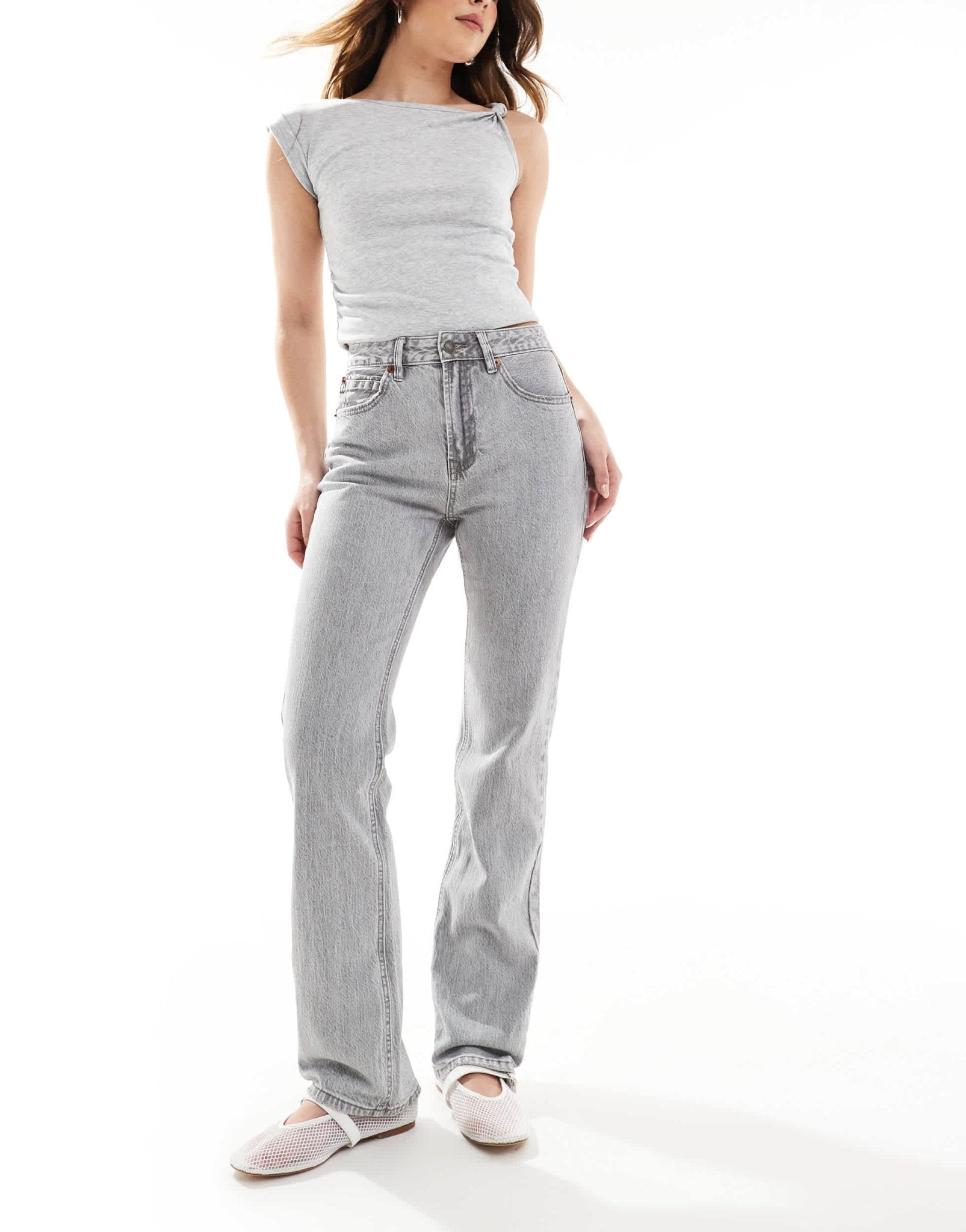 Stradivarius straight vintage jean in grey - ASOS Sample Sale