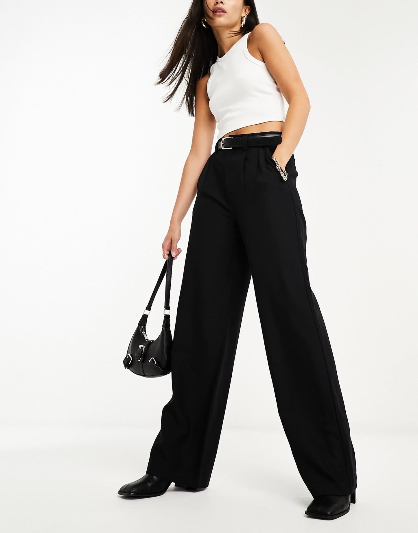 Stradivarius tailored belted trouser in black - ASOS Sample Sale