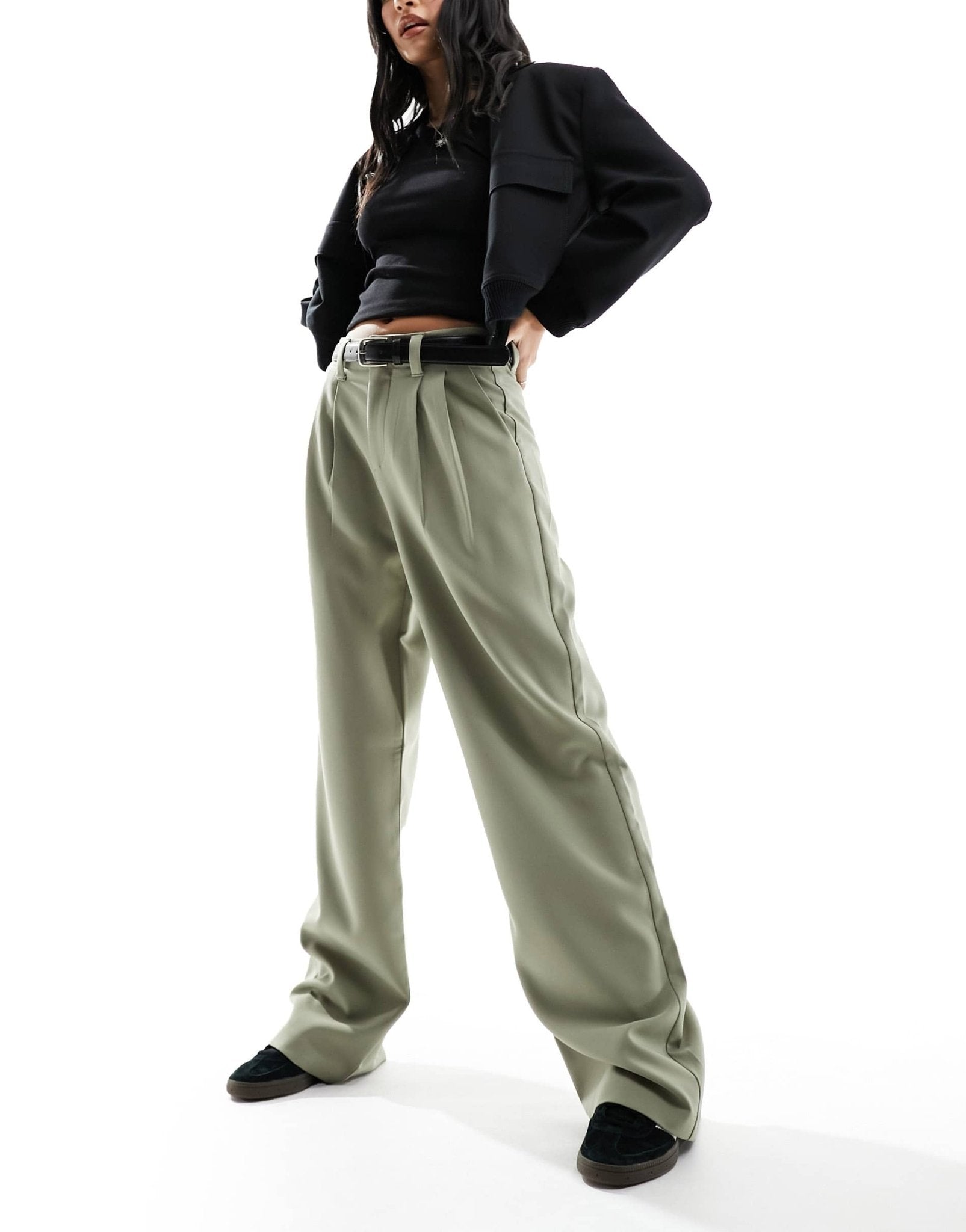 Stradivarius tailored trouser with belt in khaki - ASOS Sample Sale
