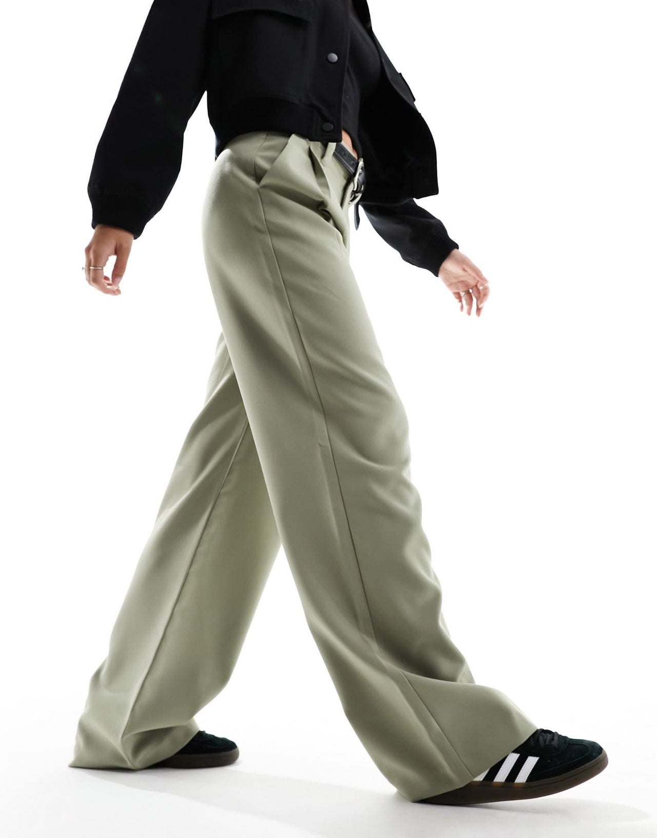 Stradivarius tailored trouser with belt in khaki - ASOS Sample Sale