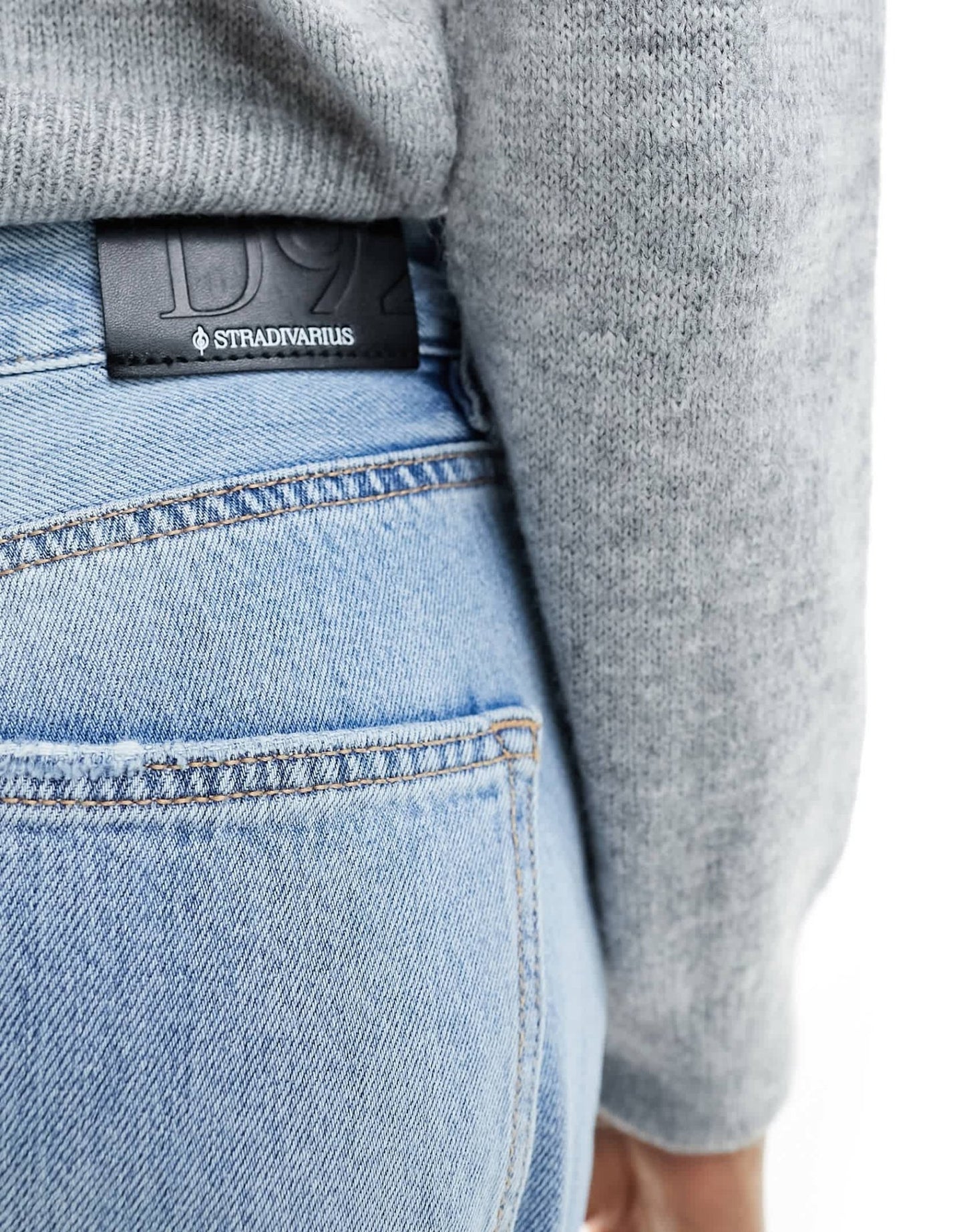 Stradivarius Tall 90s baggy dad jean in light blue - ASOS Sample Sale