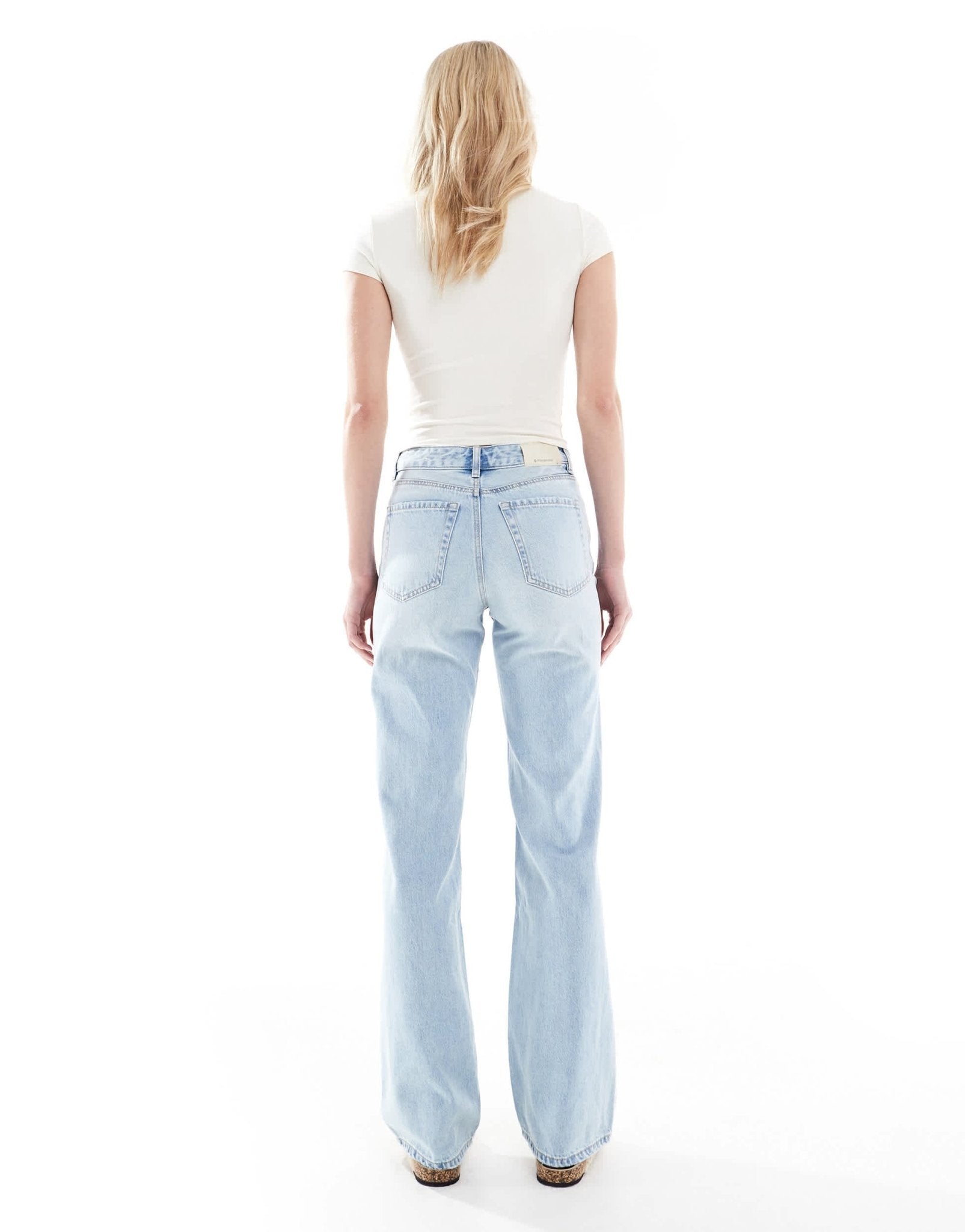 Stradivarius Tall D92 straight leg jeans in light wash - ASOS Sample Sale