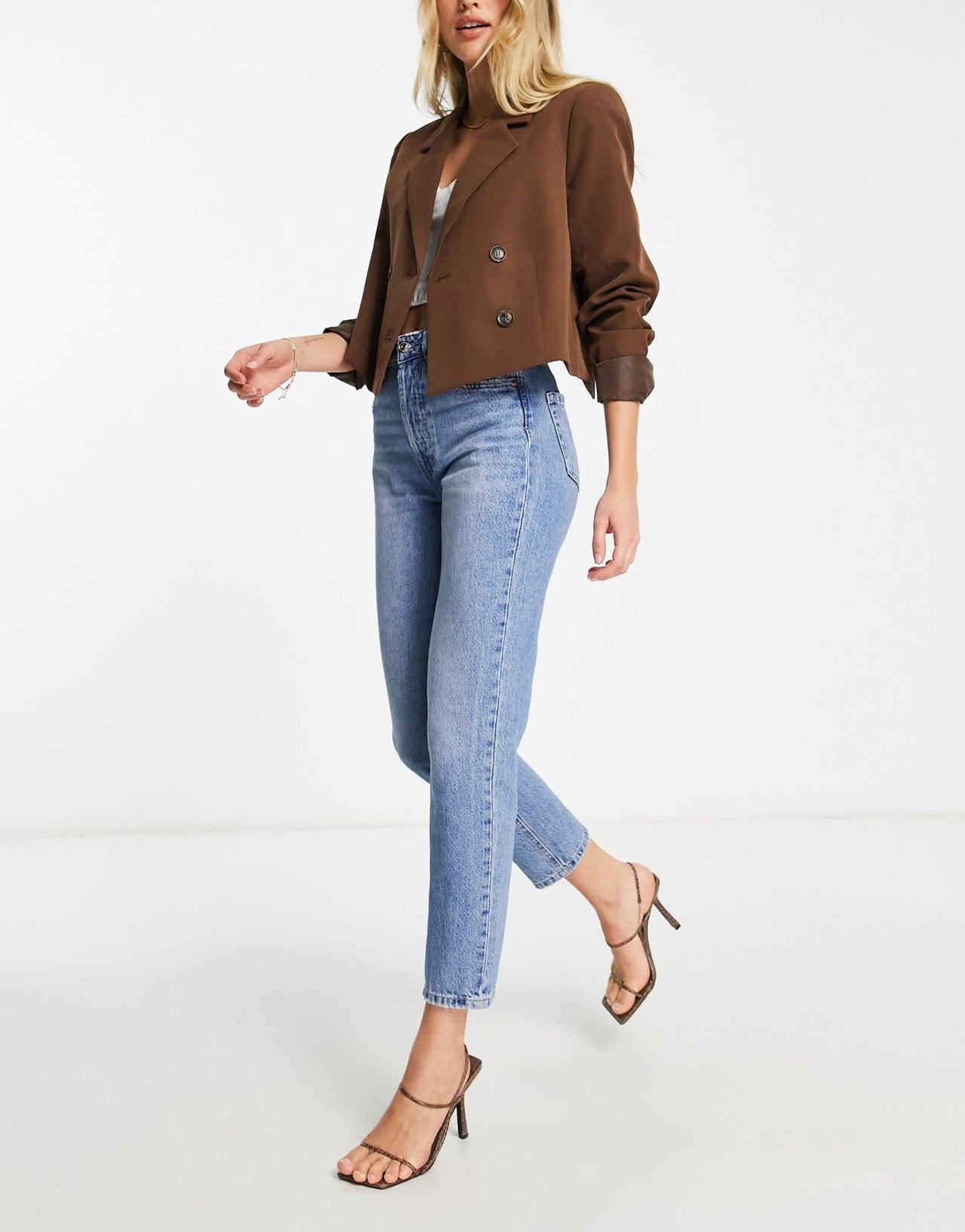 Stradivarius Tall rigid mom jean in medium wash - ASOS Sample Sale