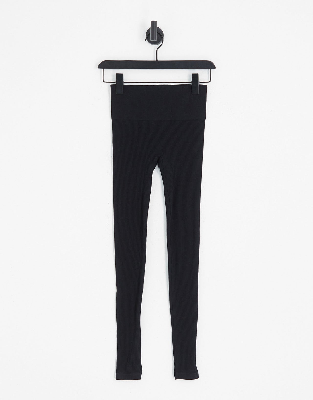 Stradivarius Tall seamless ribbed leggings in black - ASOS Sample Sale