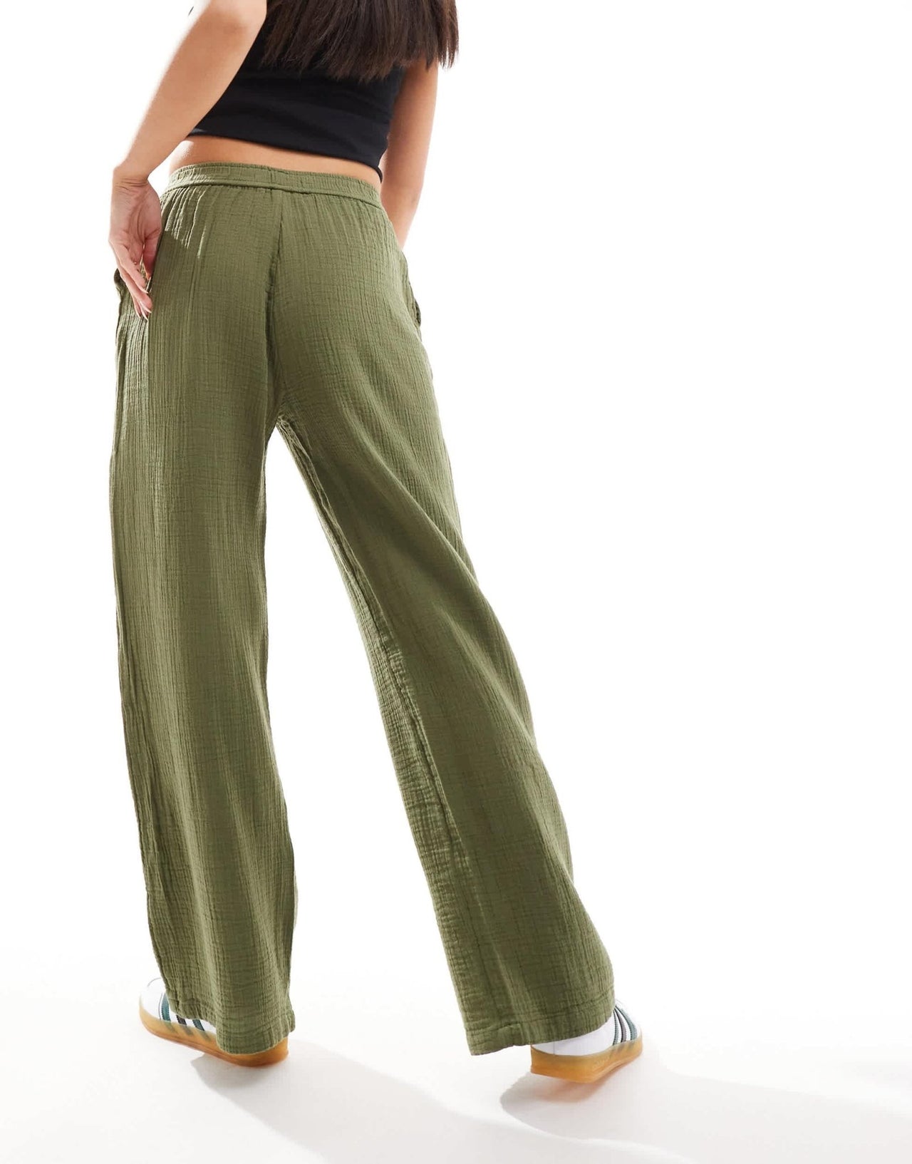 Stradivarius textured trouser in khaki - ASOS Sample Sale