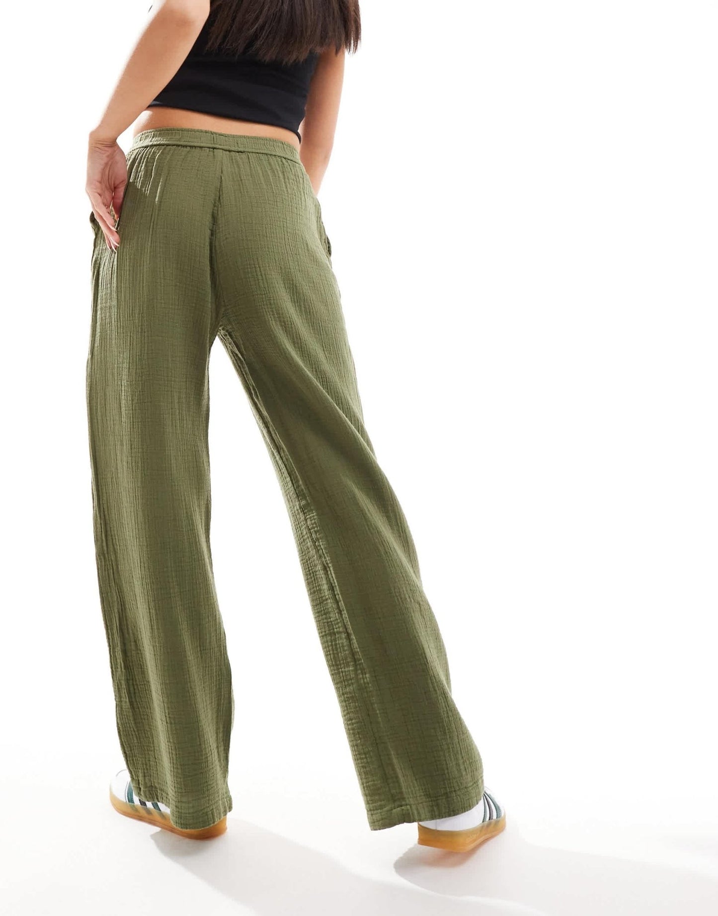Stradivarius textured trouser in khaki - ASOS Sample Sale